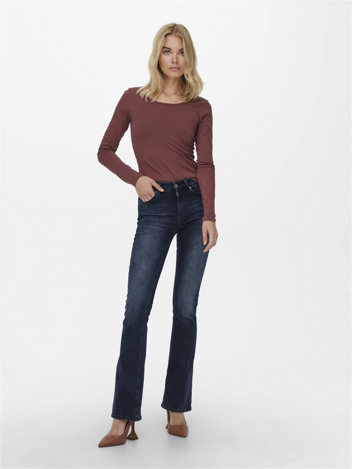 Pantaloni 15233833