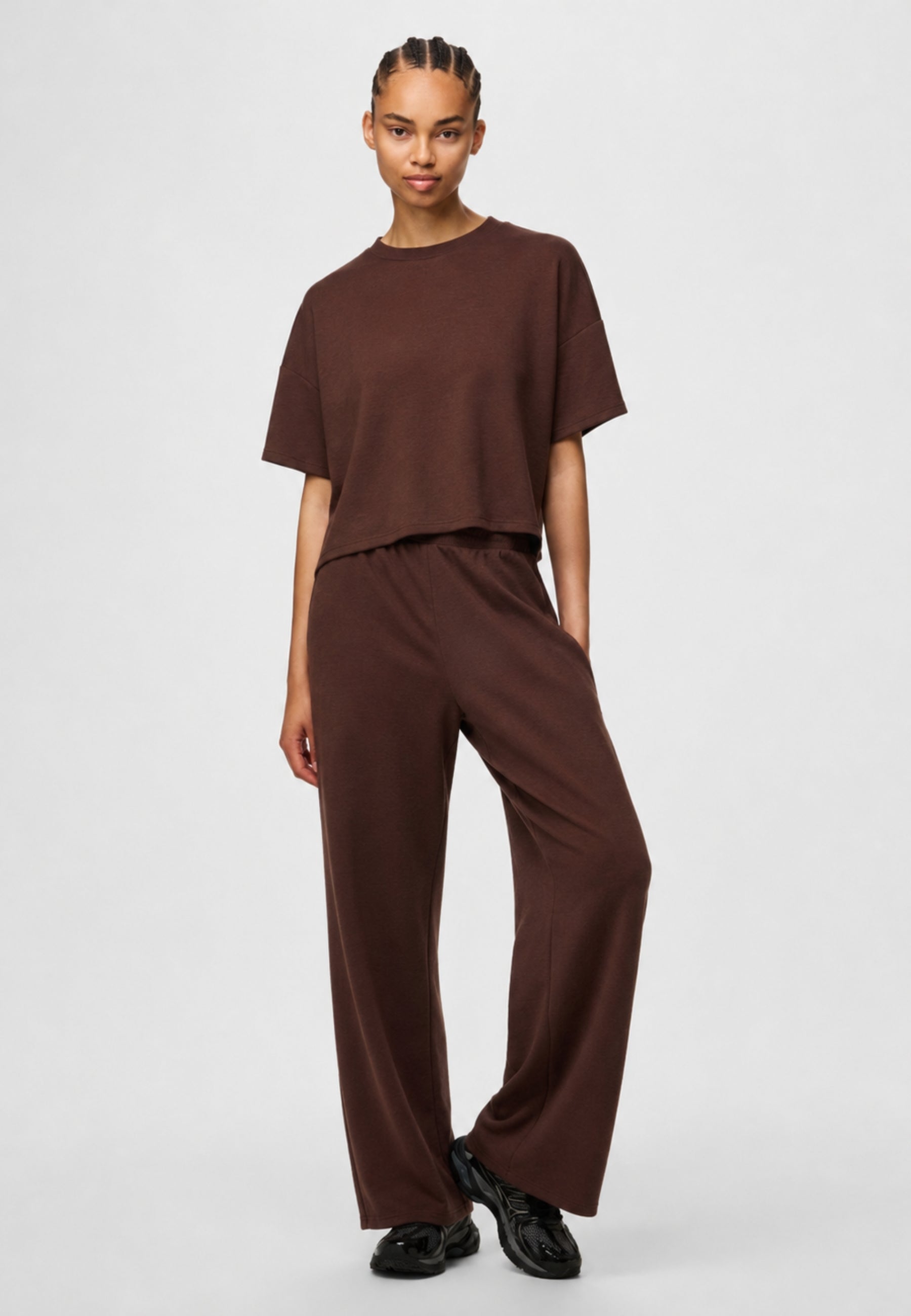 Pantaloni 17165281