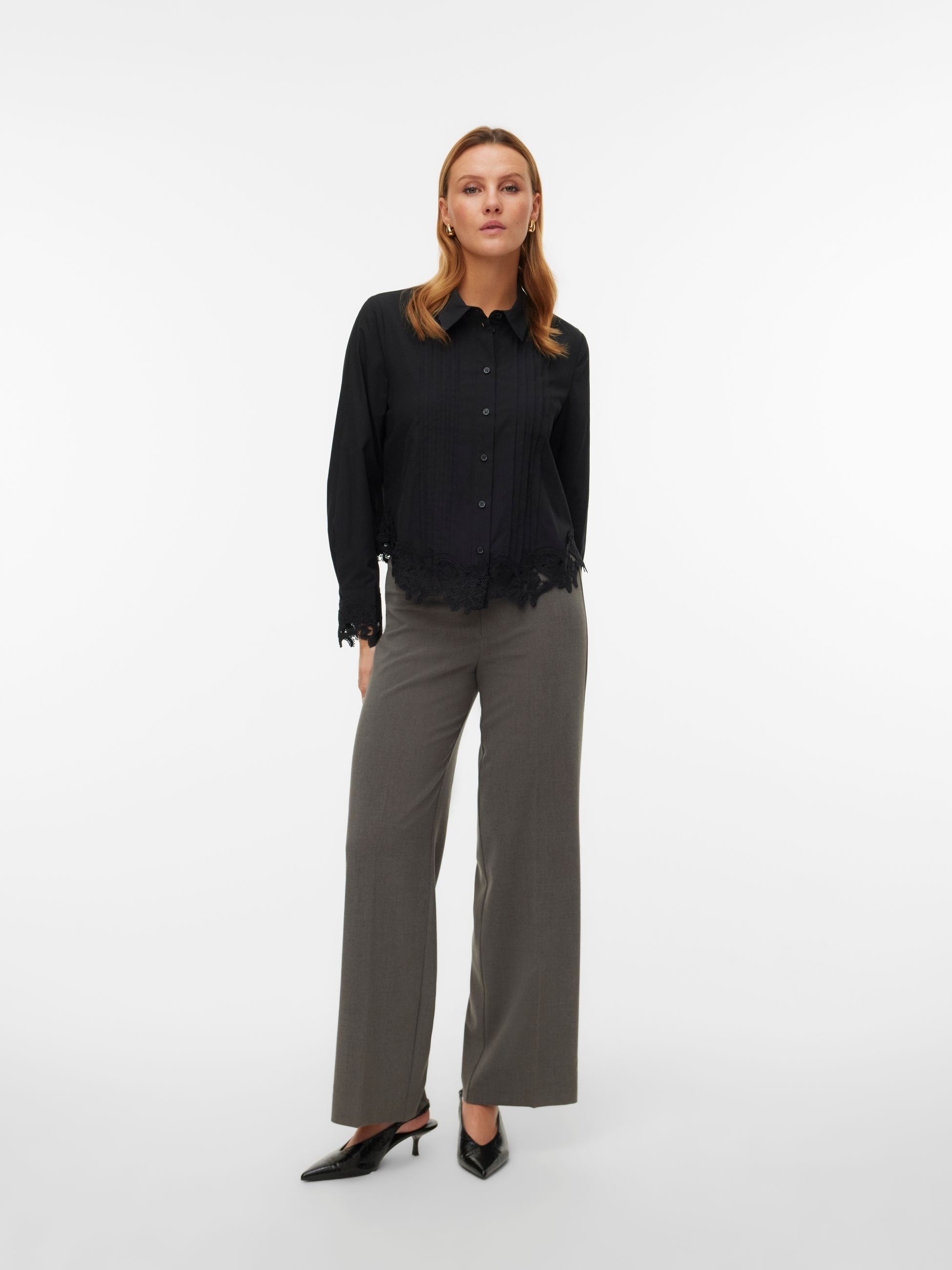 Pantaloni VERO MODA 10334103
