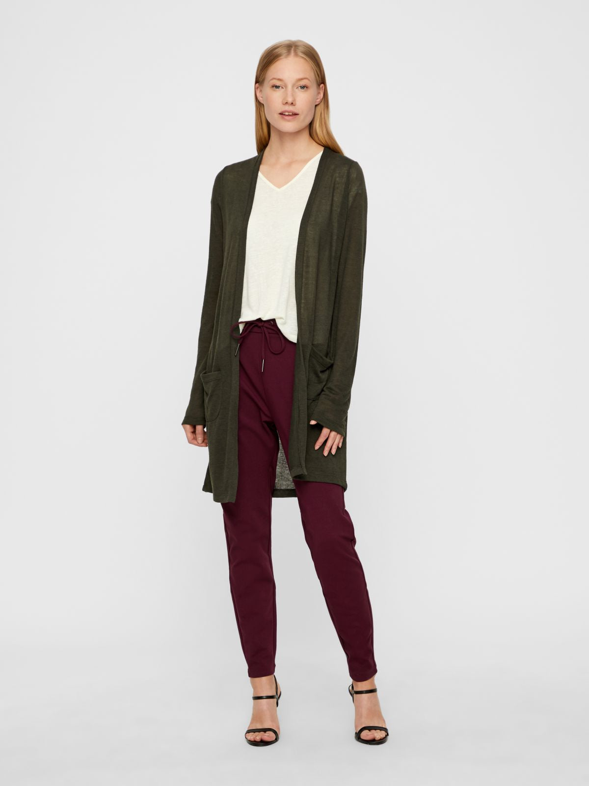 Pantaloni VERO MODA 10197909