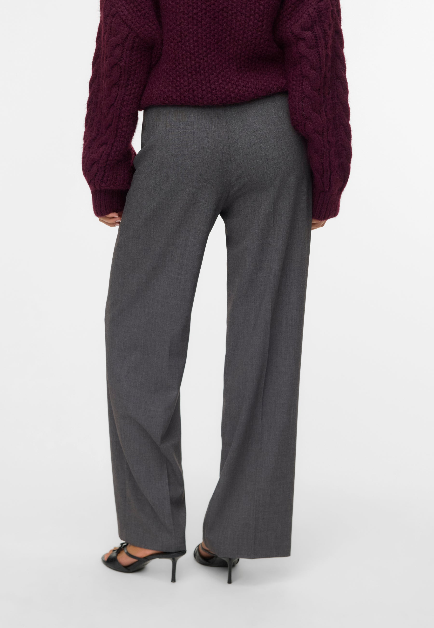 Pantaloni VERO MODA 10334103