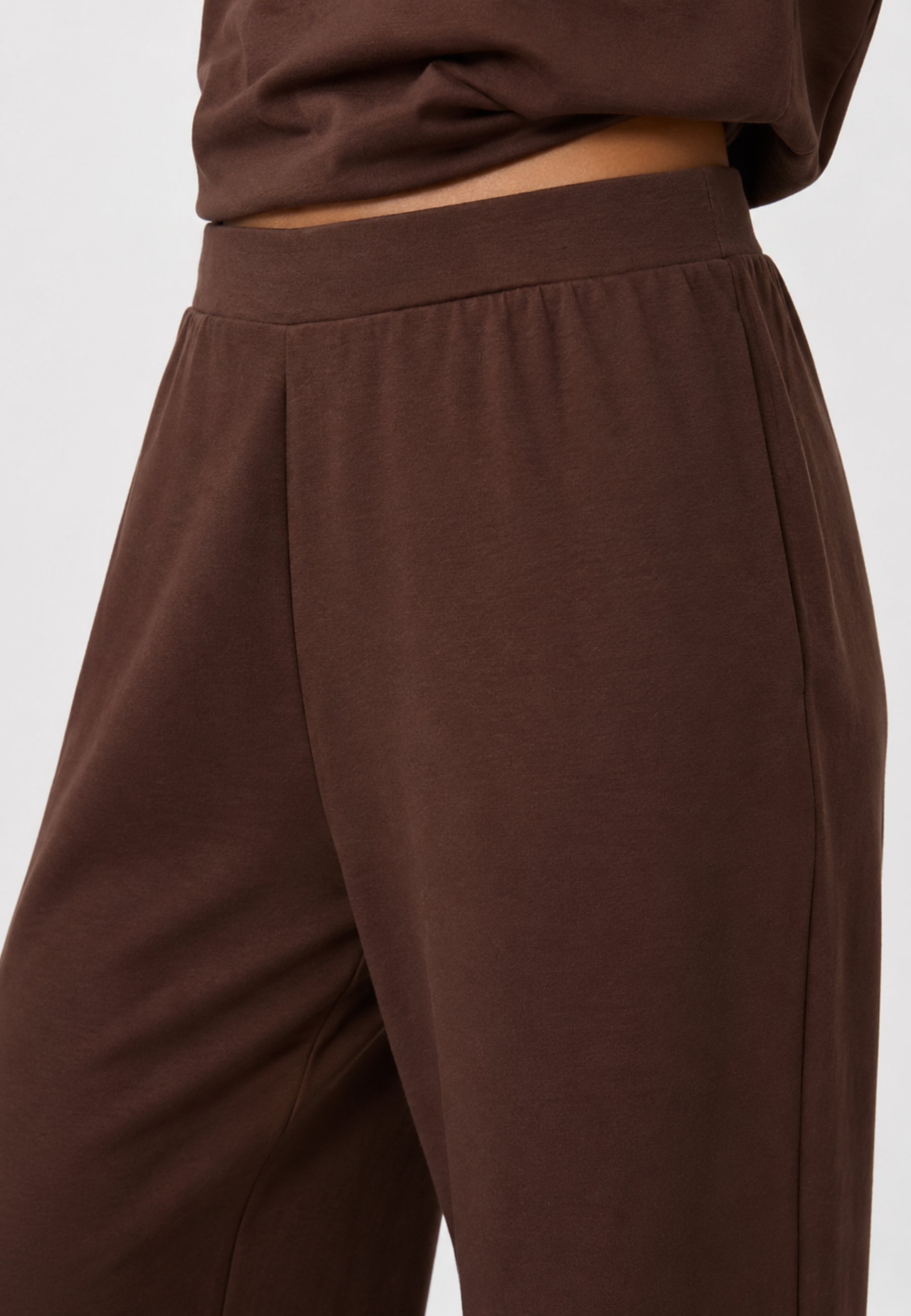 Pantaloni 17165281