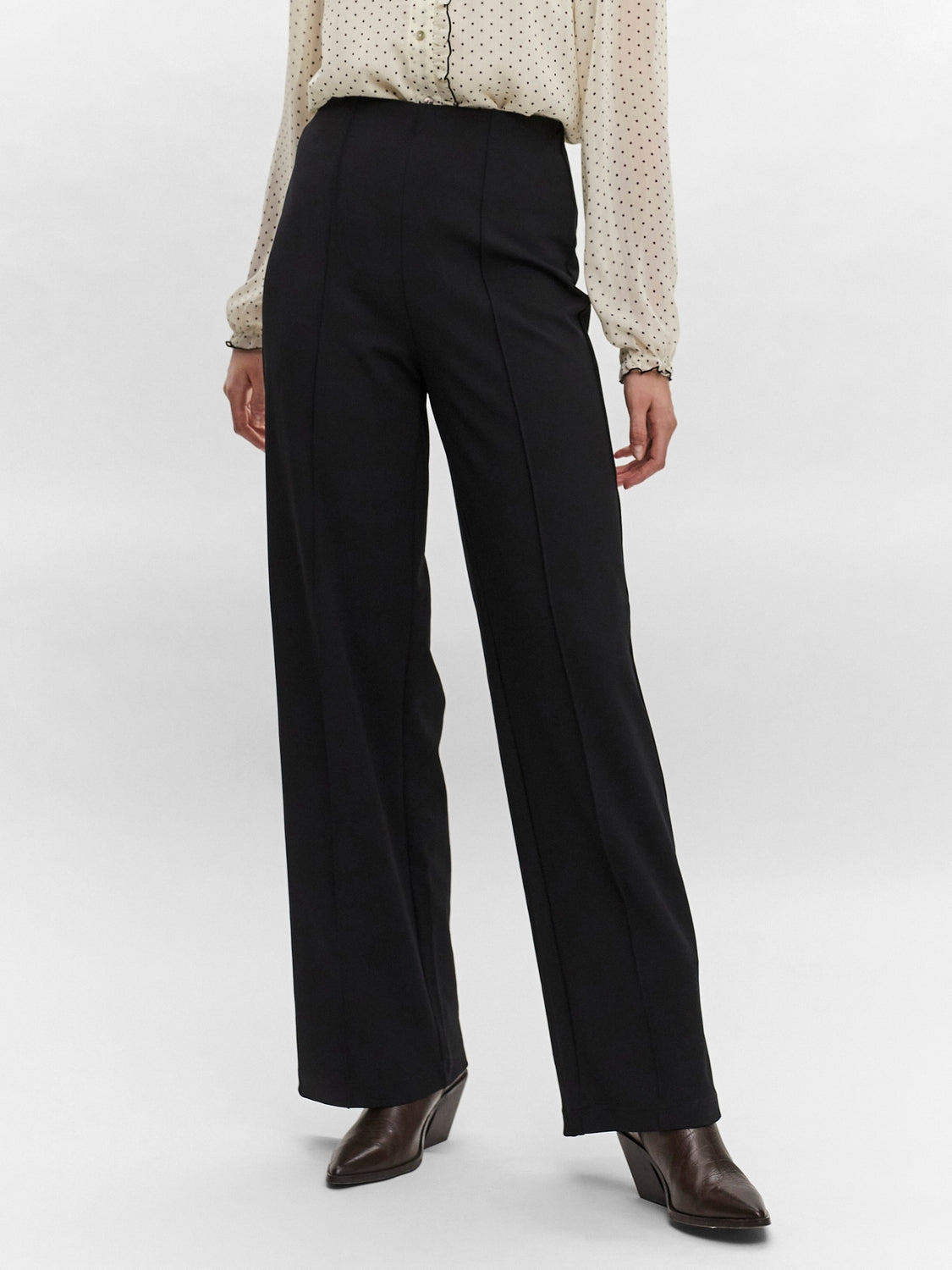 Pantaloni VERO MODA 10257168