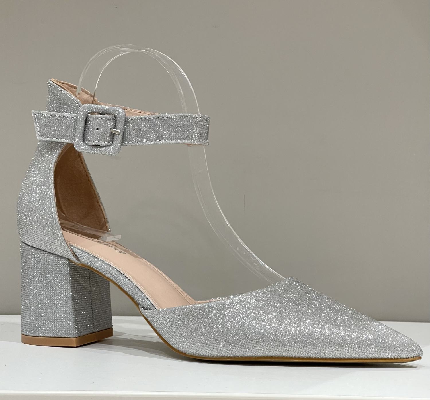 Scarpe Multibrand M623