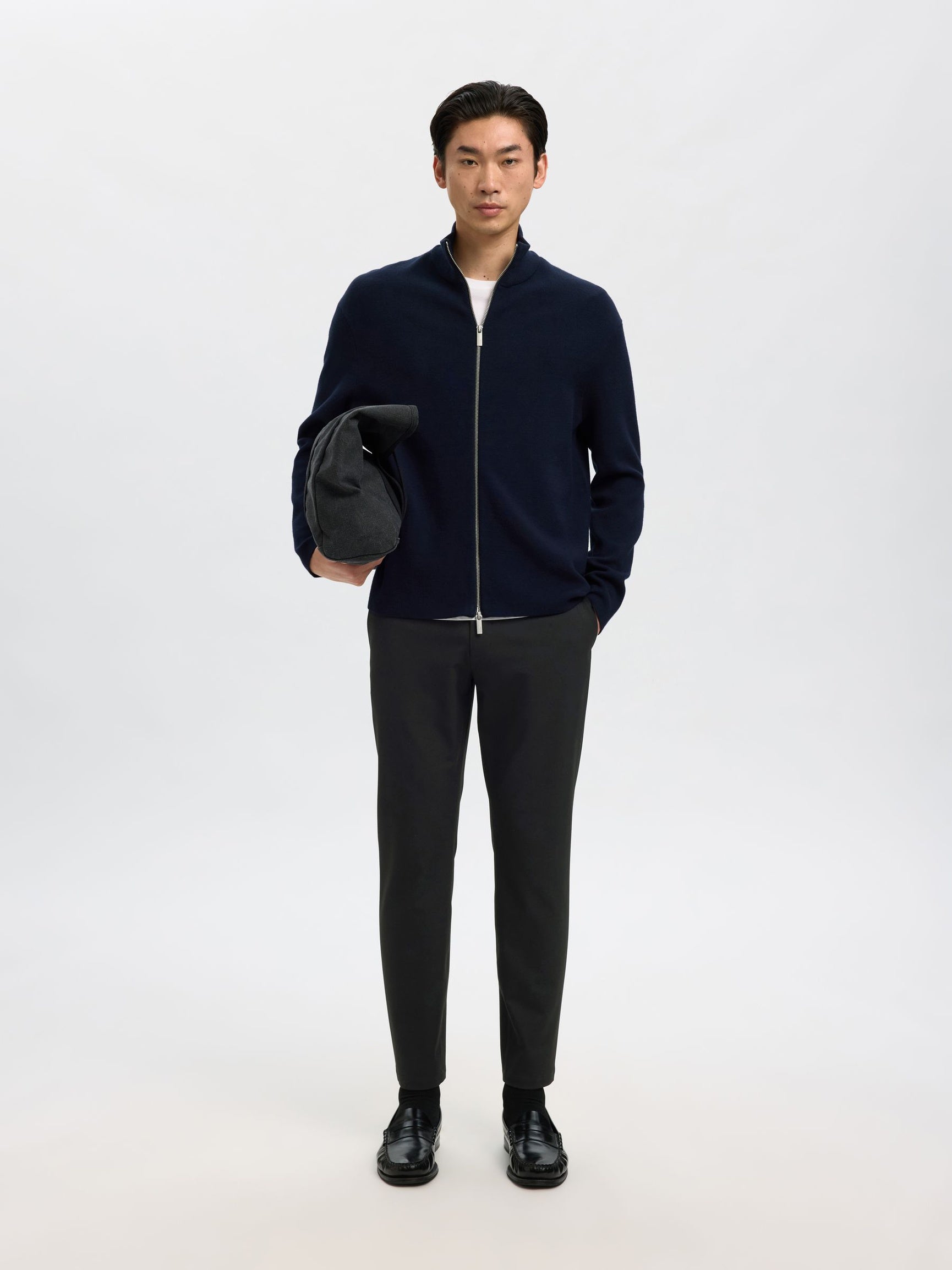 Pantaloni 16090460