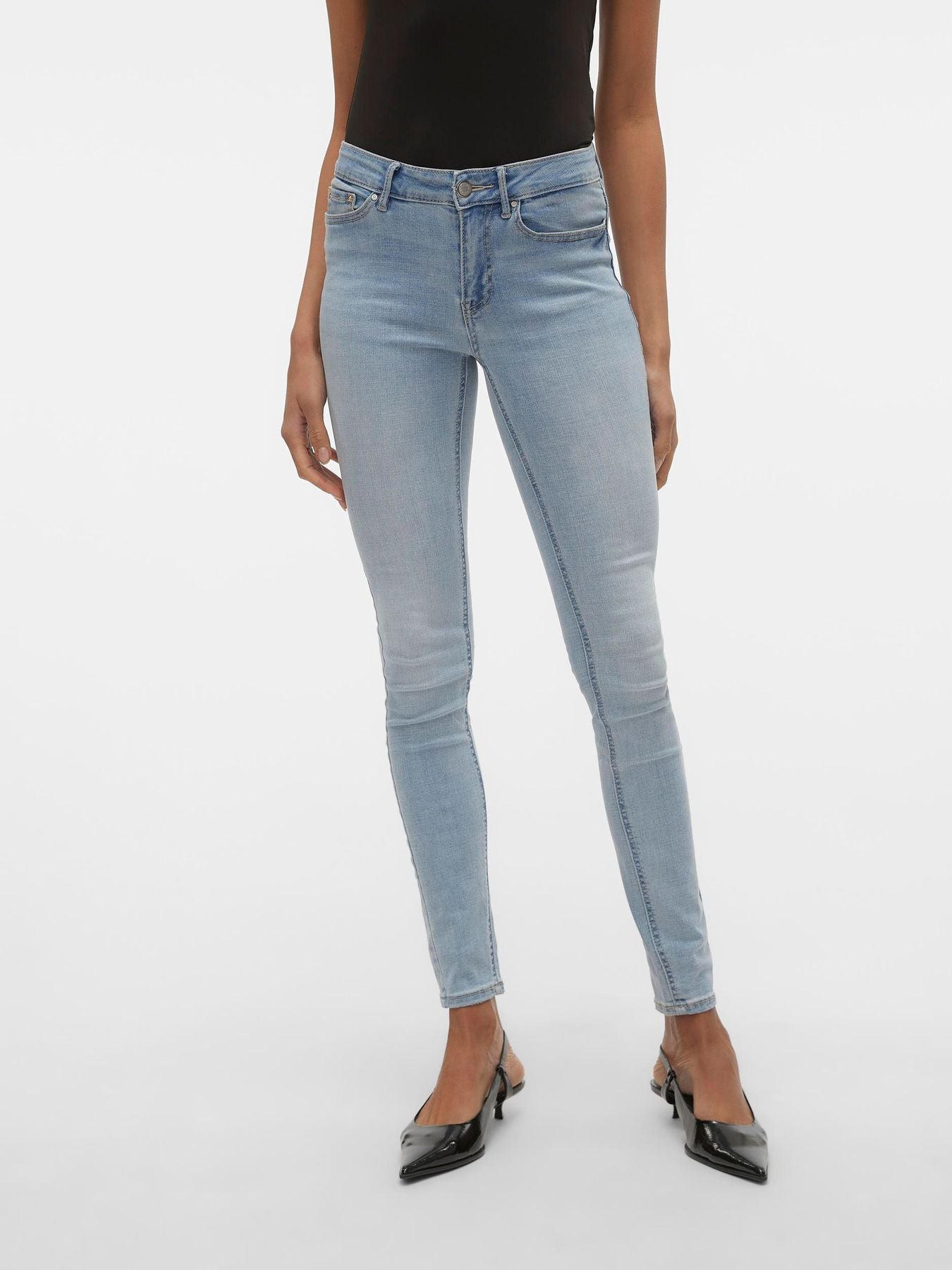 Pantaloni VERO MODA 10300174
