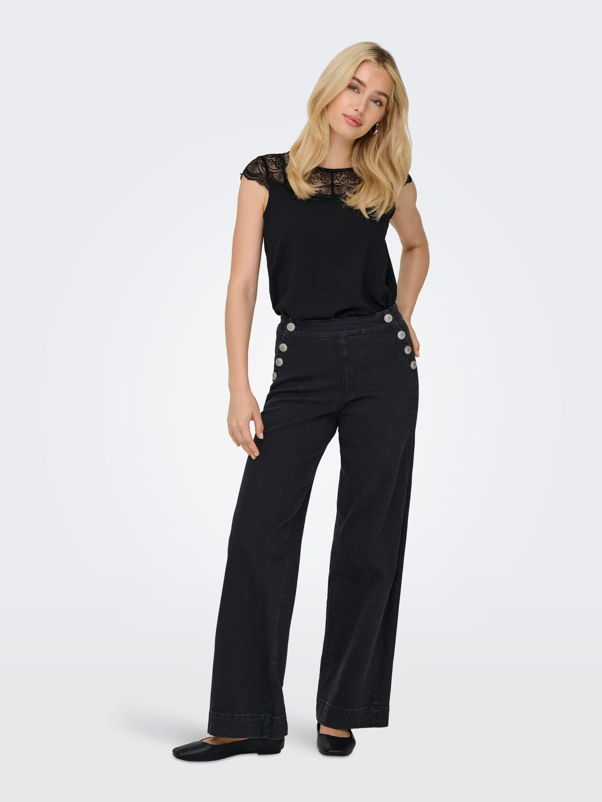 Pantaloni 15353487