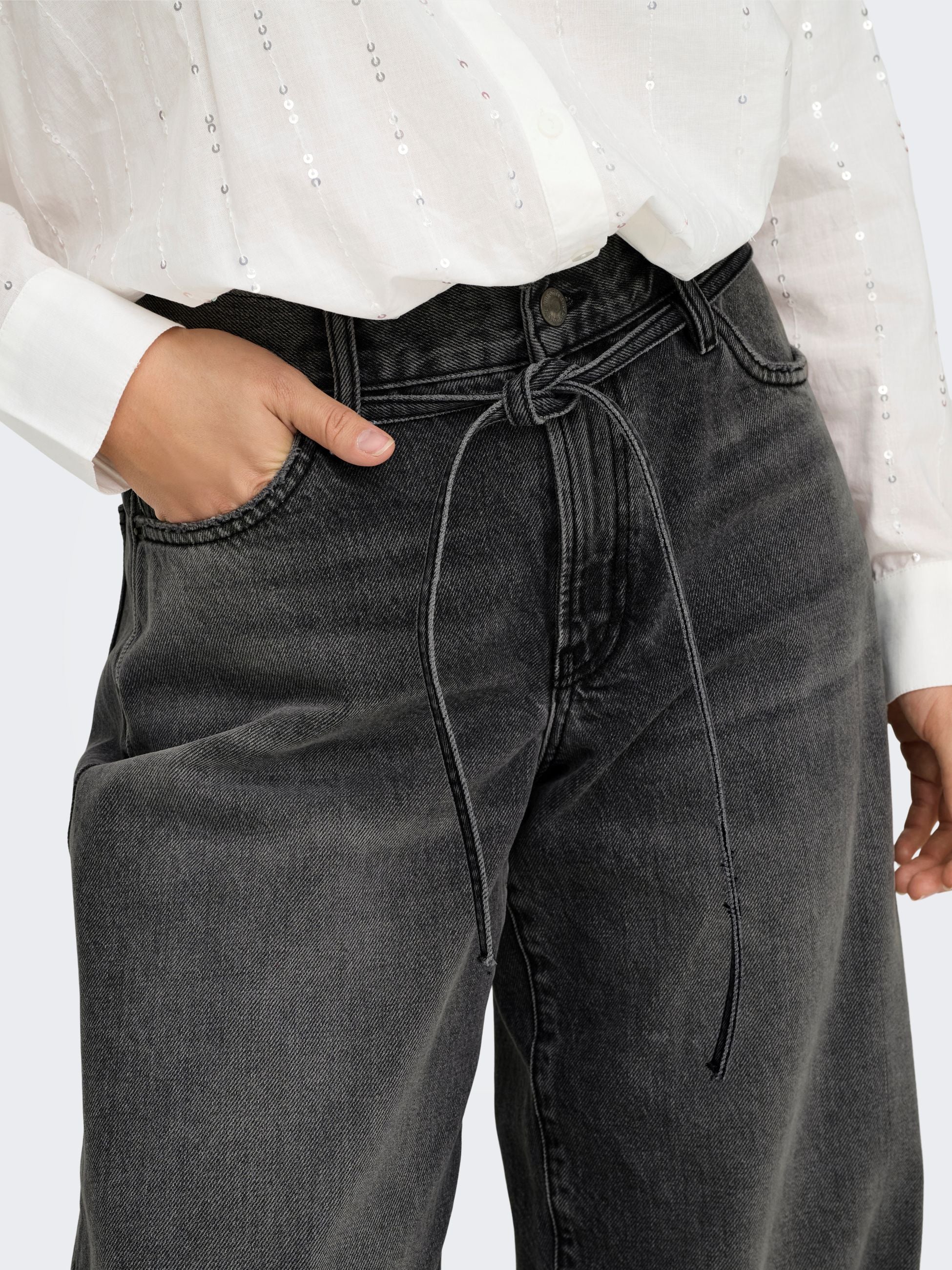 Pantaloni 15347094