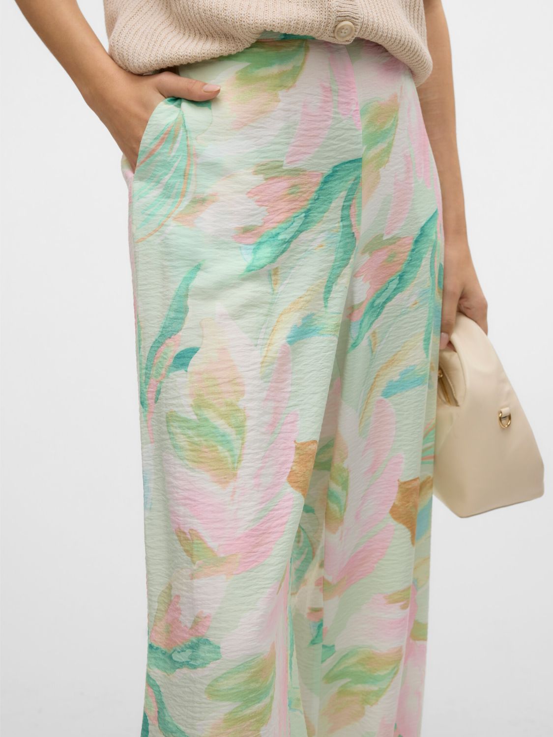 Pantaloni VERO MODA 10303759