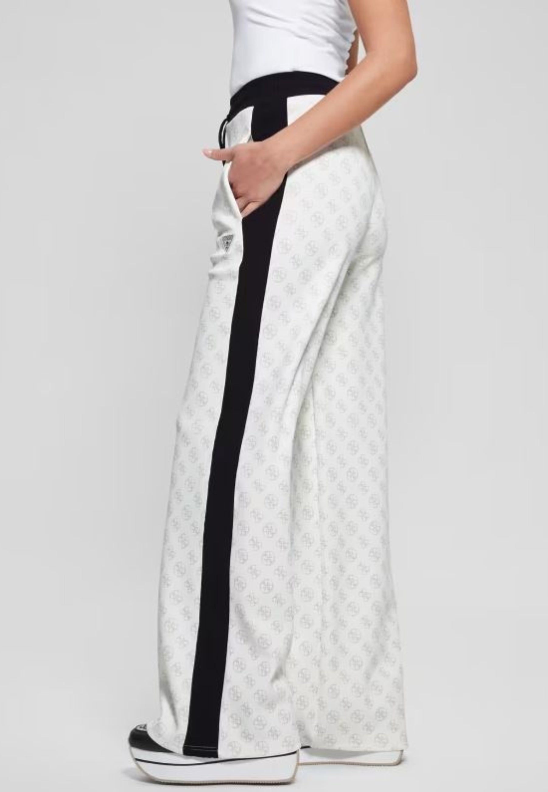 Pantaloni Guess V4YB03KB212