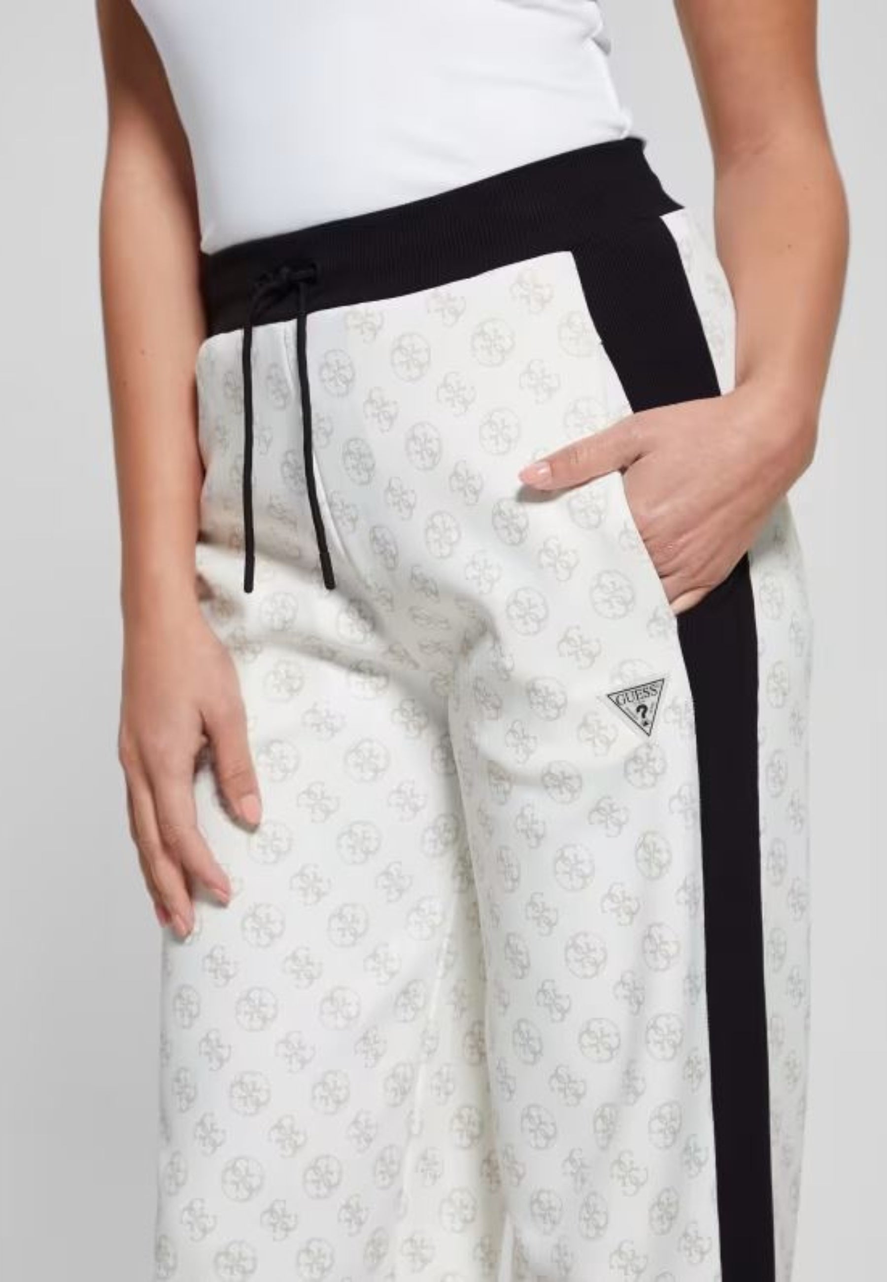 Pantaloni Guess V4YB03KB212