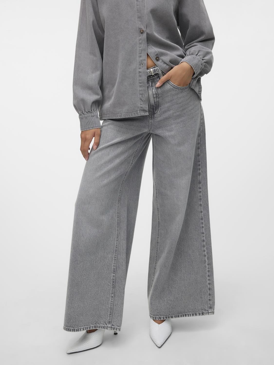 Pantaloni VERO MODA 10317636