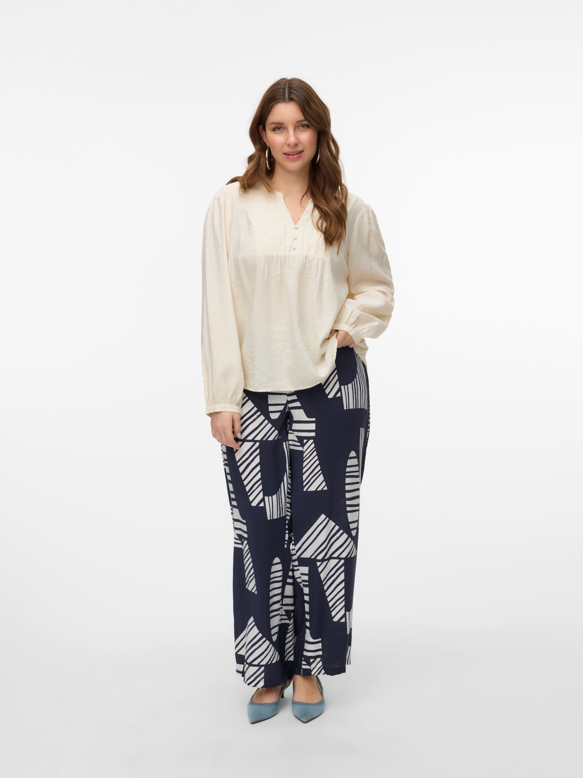 Pantaloni VERO MODA CURVE 10325755