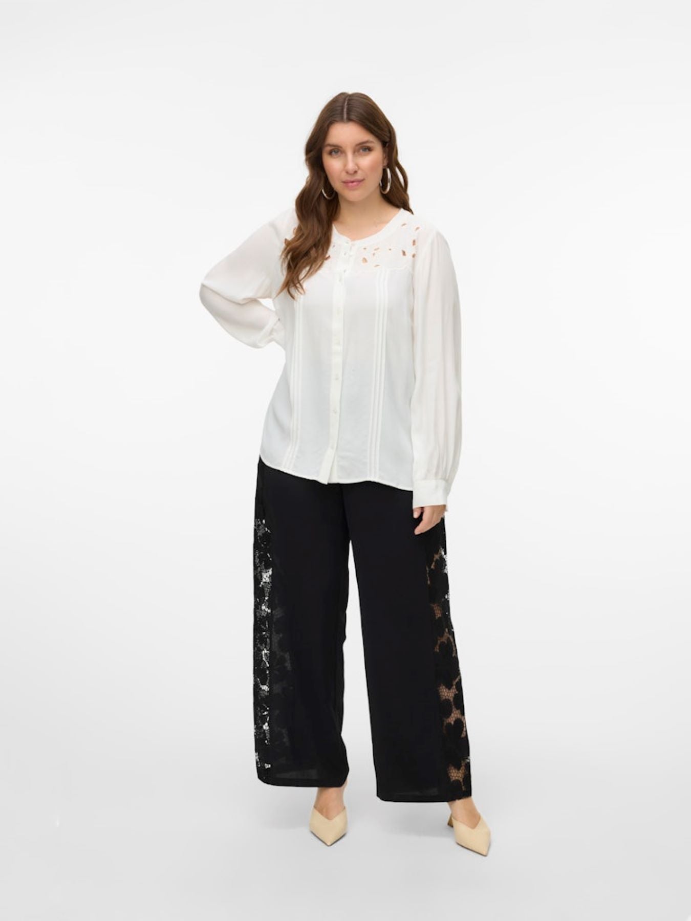 Pantaloni VERO MODA CURVE 10325899