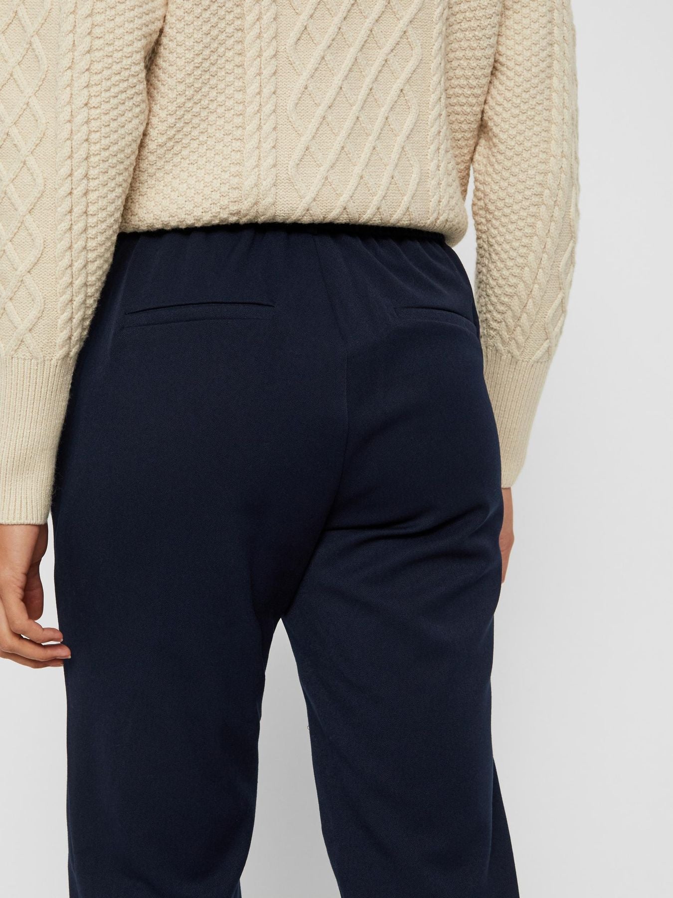 Pantaloni VERO MODA 10225280