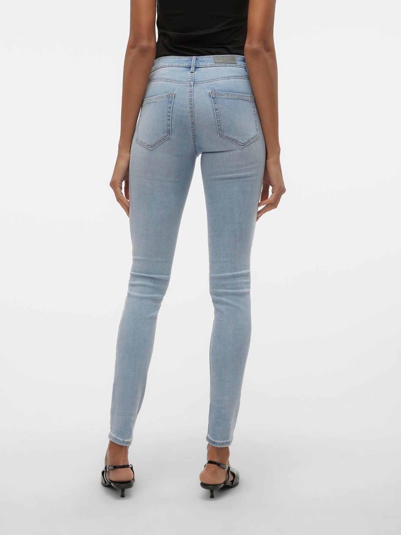 Pantaloni VERO MODA 10300174