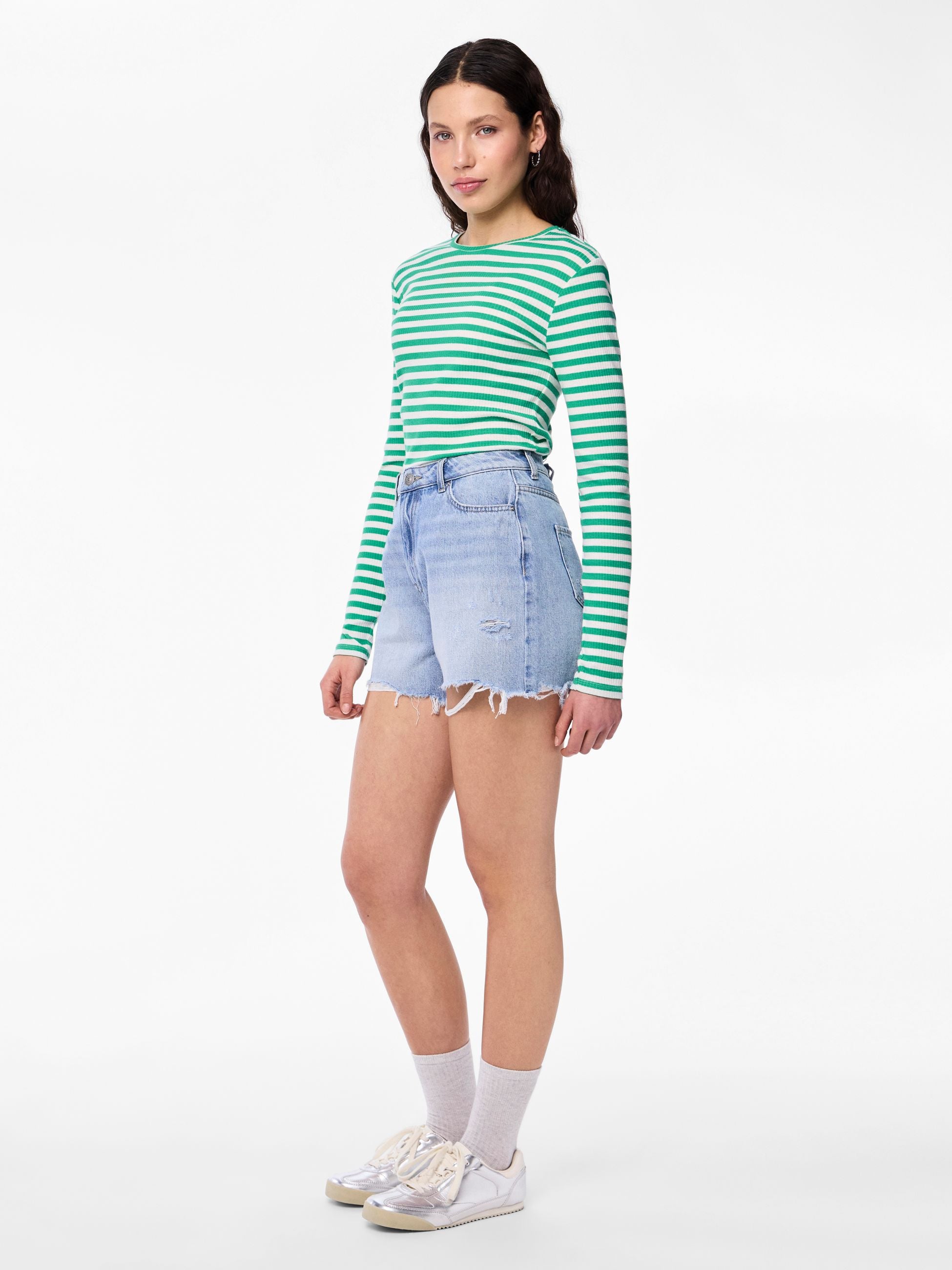 Pantaloncini Pieces 17146747