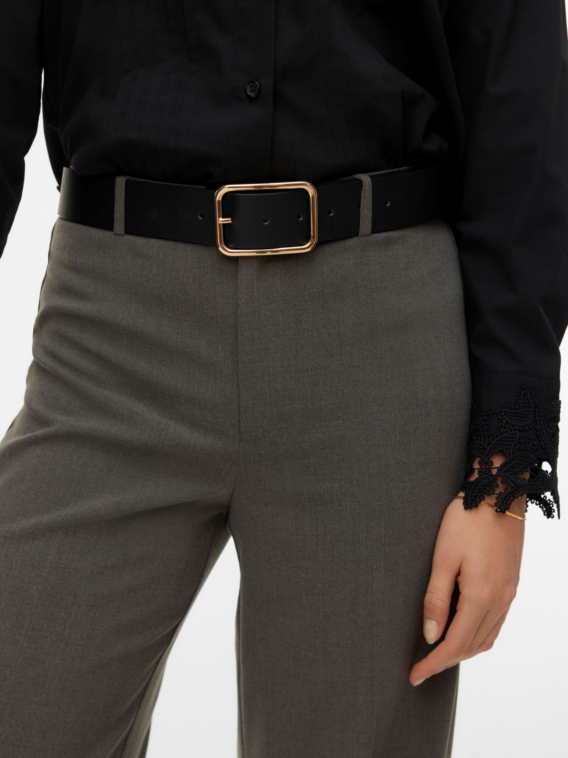 Pantaloni VERO MODA 10334103