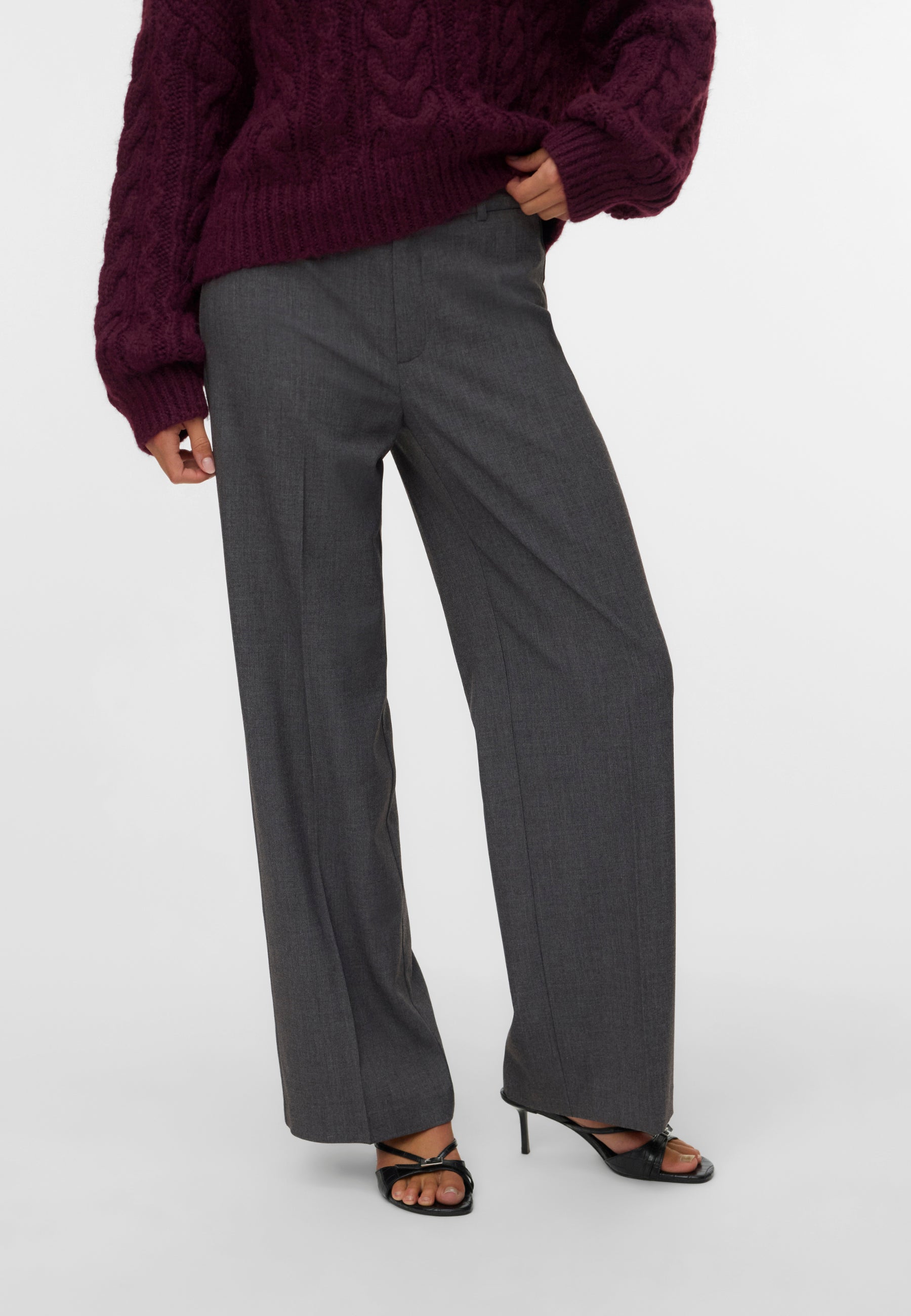 Pantaloni VERO MODA 10334103