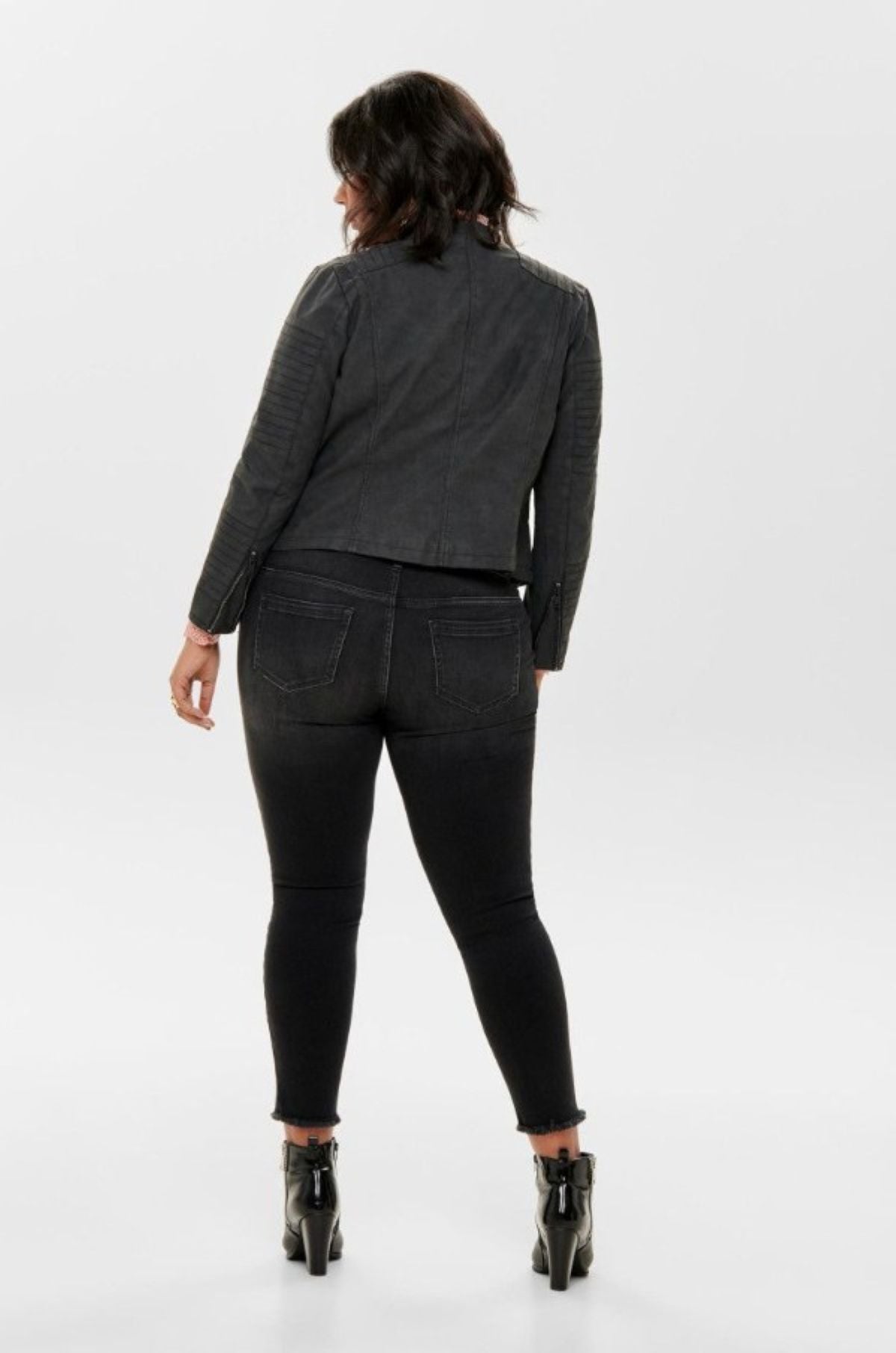 GIACCA Only Carmakoma 15161651