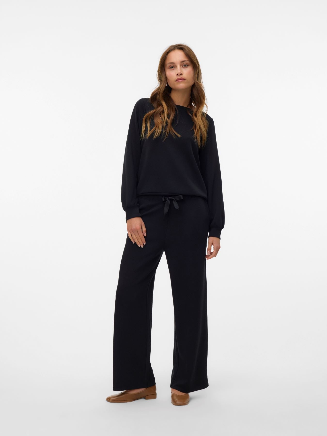 Pantaloni VERO MODA 10331767