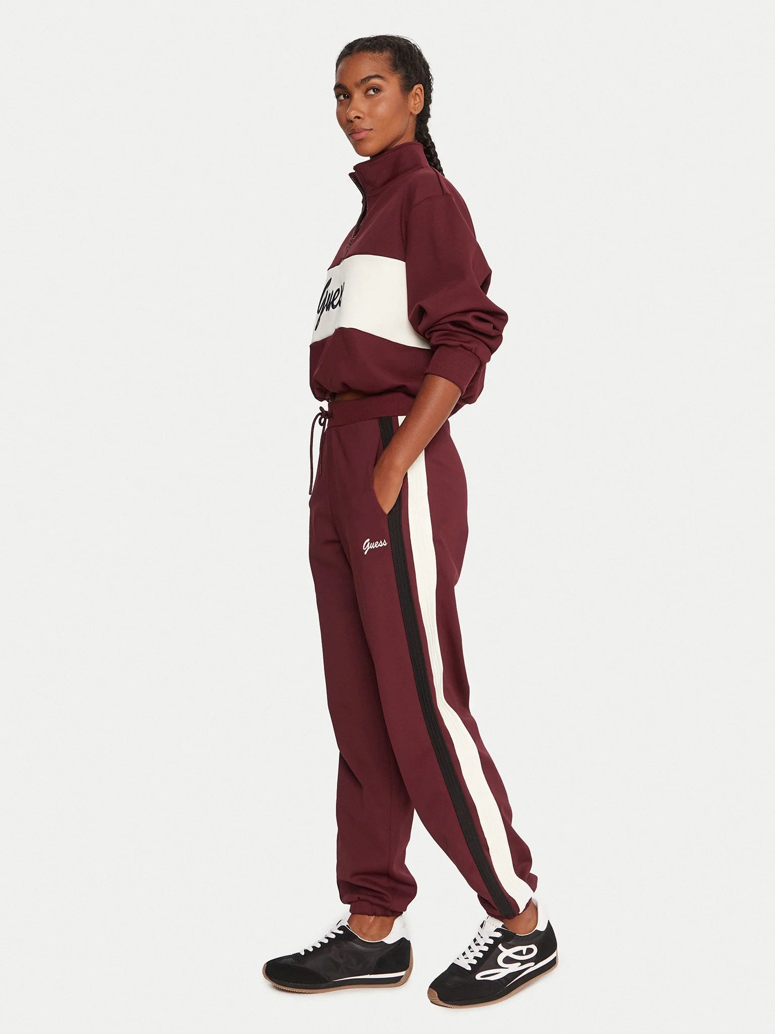 Pantaloni Guess V5BB02KCX22