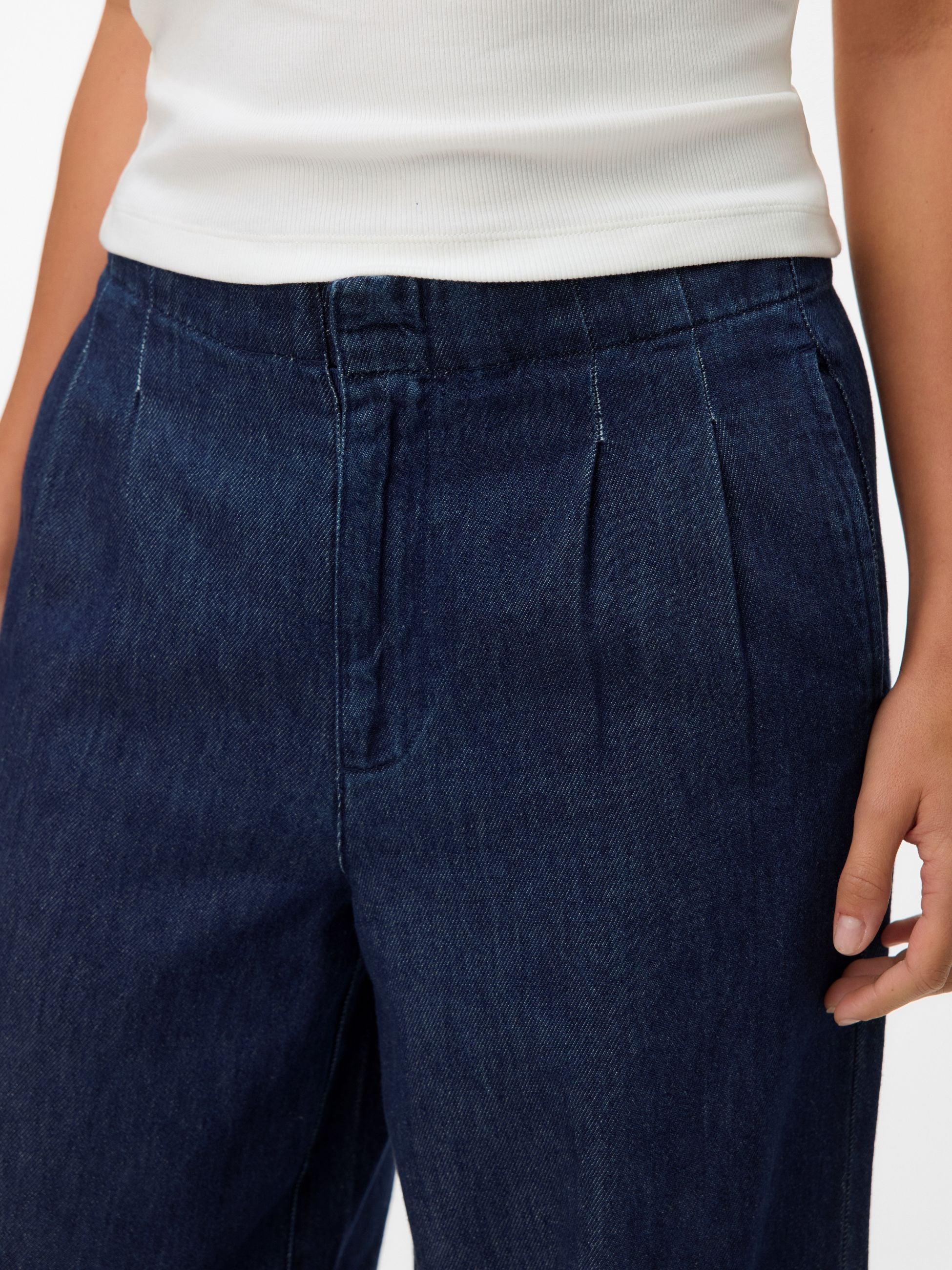 Pantaloni VERO MODA 10339356