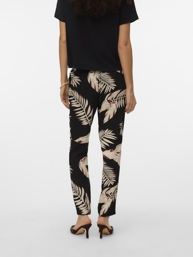 Pantaloni VERO MODA 10302045