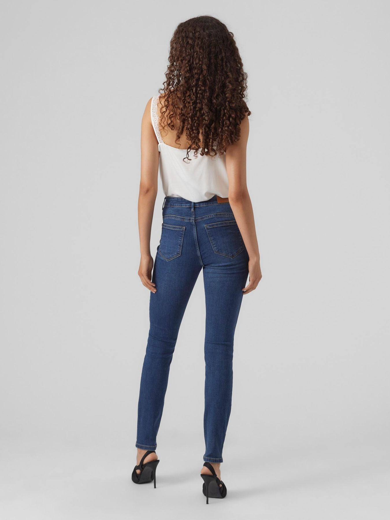 Pantaloni VERO MODA 10291109