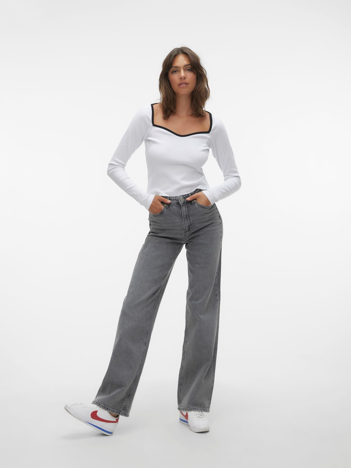 Pantaloni VERO MODA 10287304