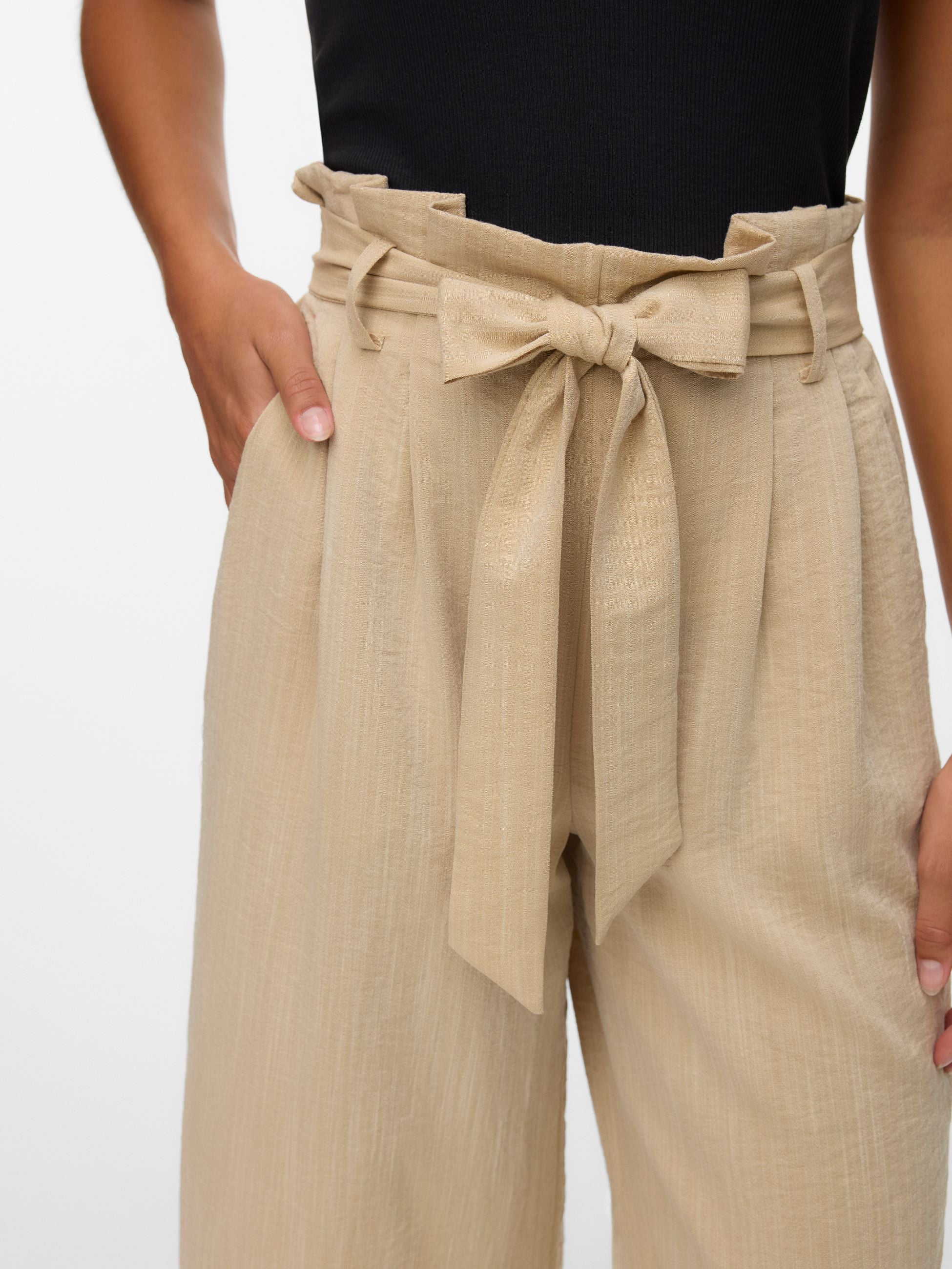 Pantaloni VERO MODA 10343569