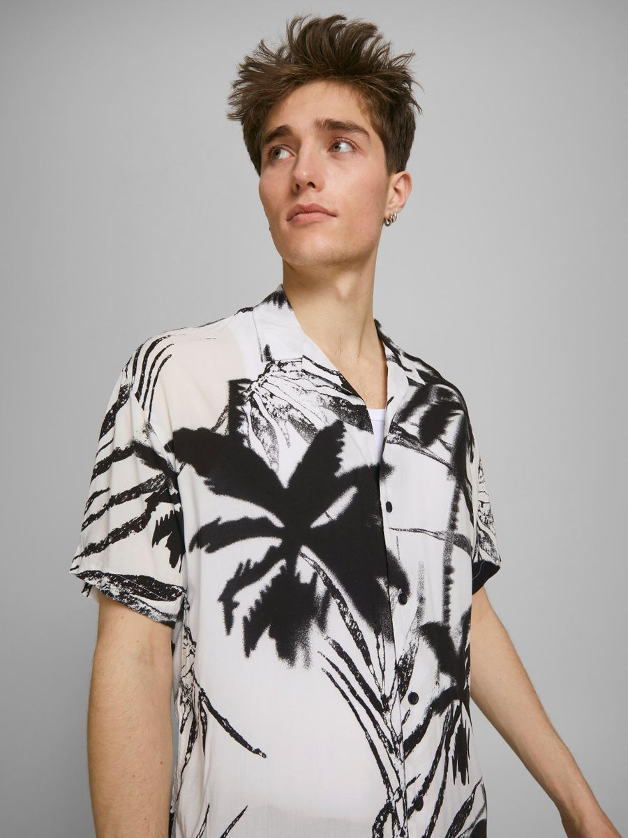 12187990 - Camicia fantasia palme manica corta.