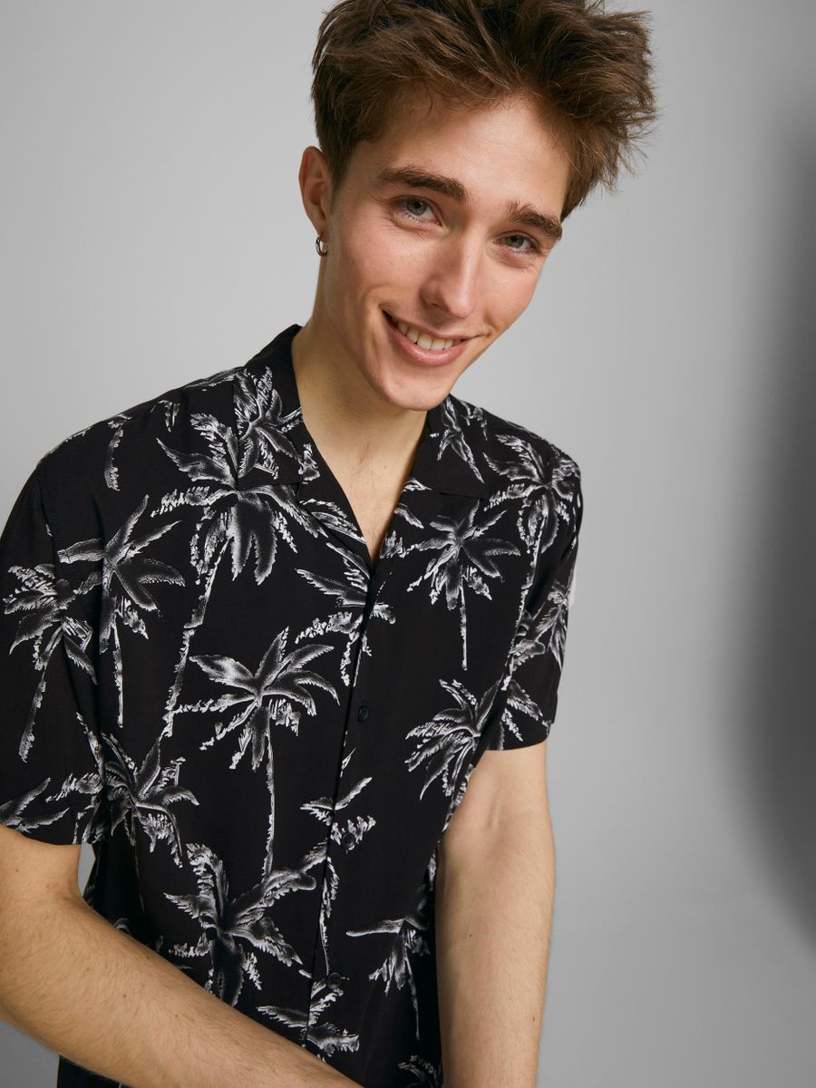 12187990 - Camicia fantasia palme manica corta.