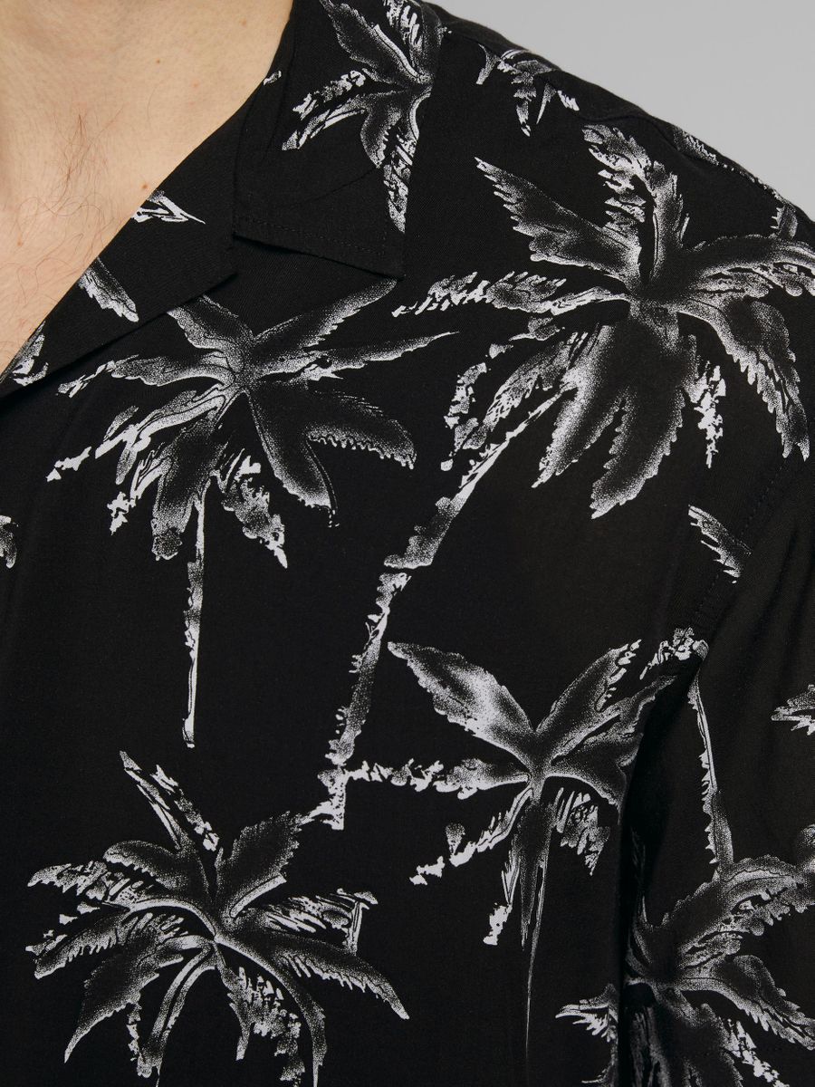 12187990 - Camicia fantasia palme manica corta.