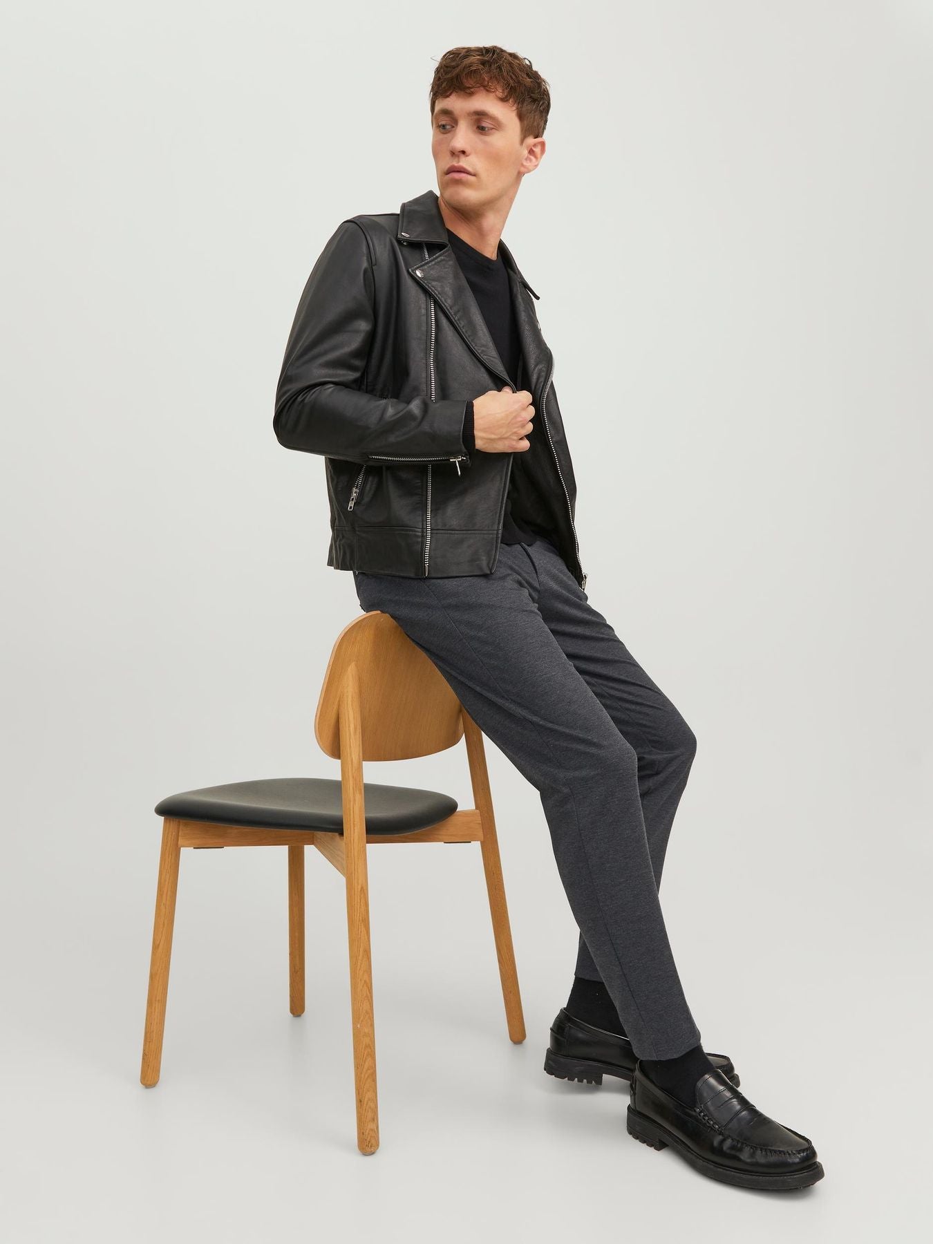 Pantaloni JACK & JONES 12237523