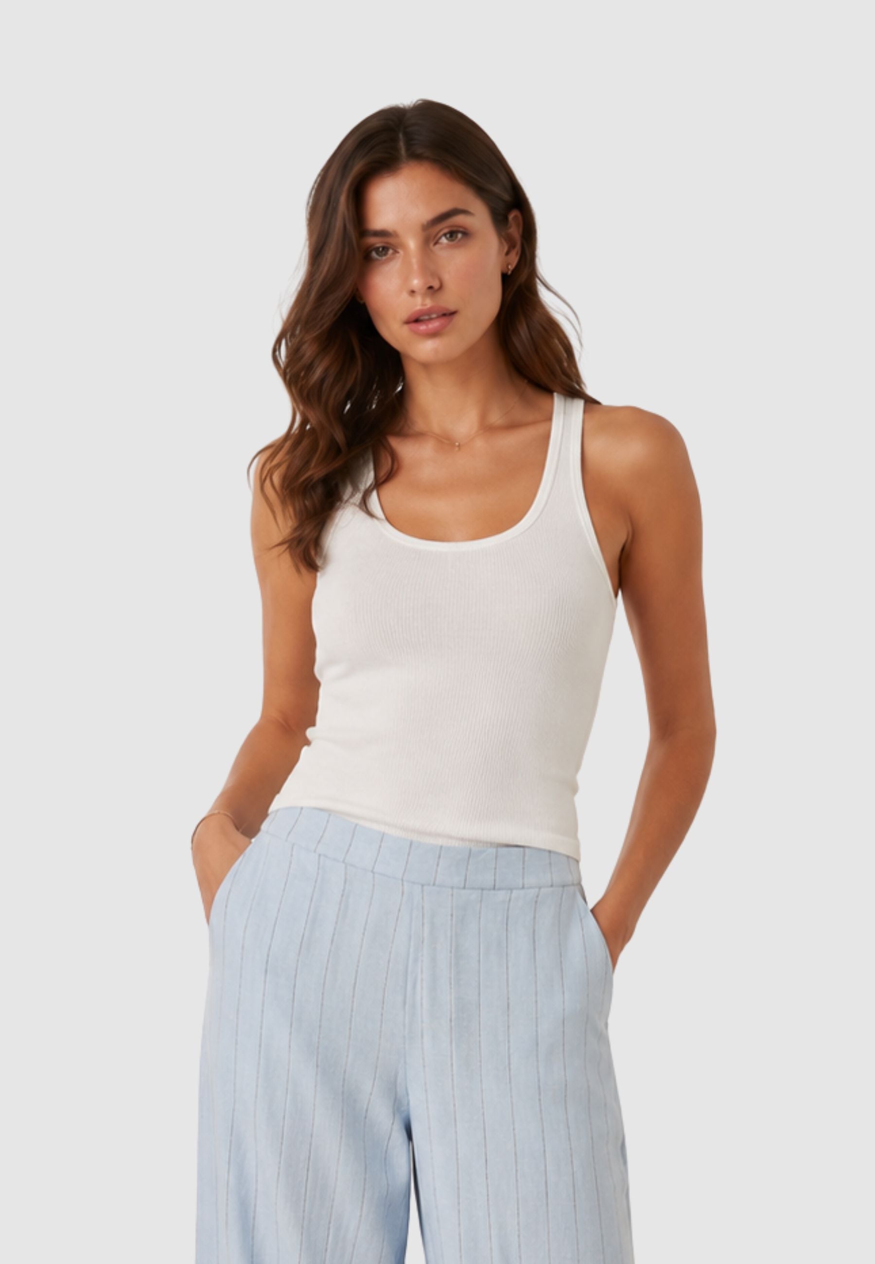Pantaloni VERO MODA 10304667