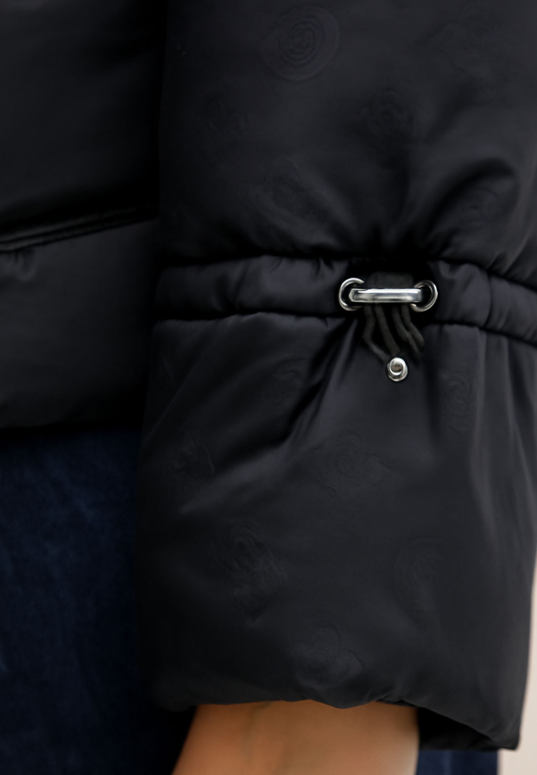 GIACCA Guess W5BL43W2902