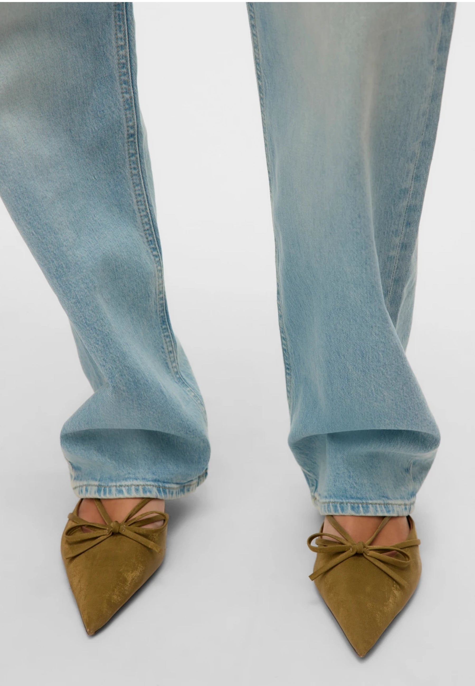 Pantaloni VERO MODA 10326281