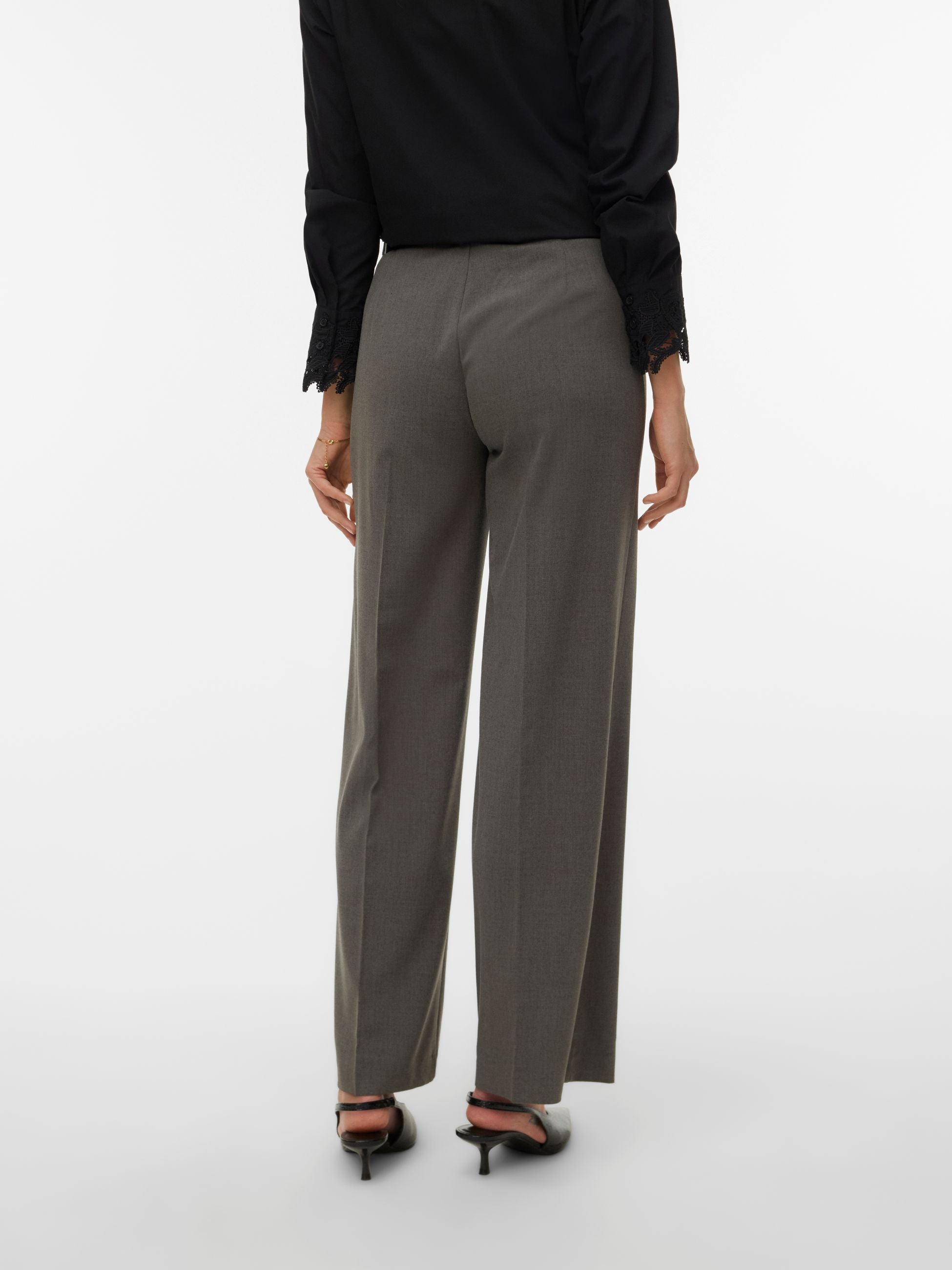 Pantaloni VERO MODA 10334103