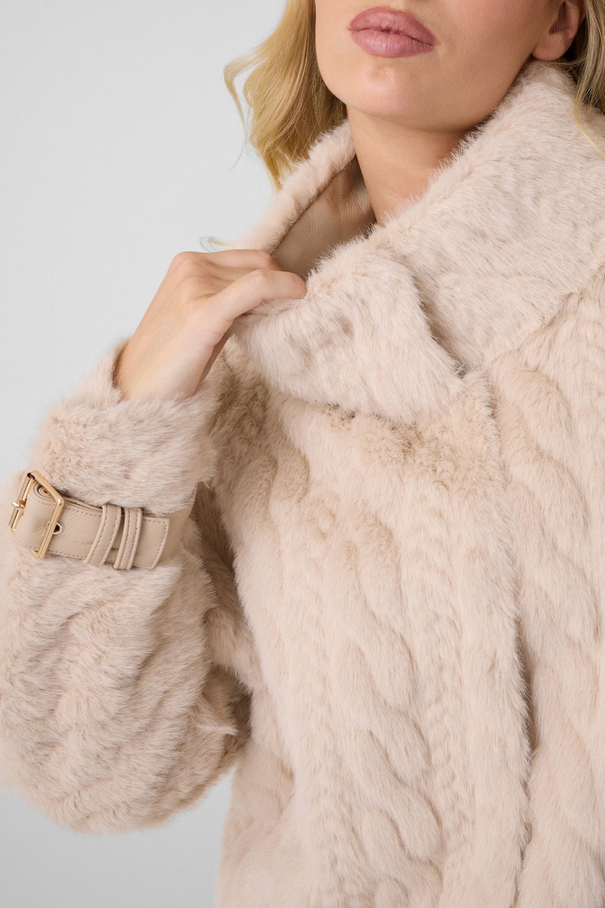 Cappotto W6BL79W4738
