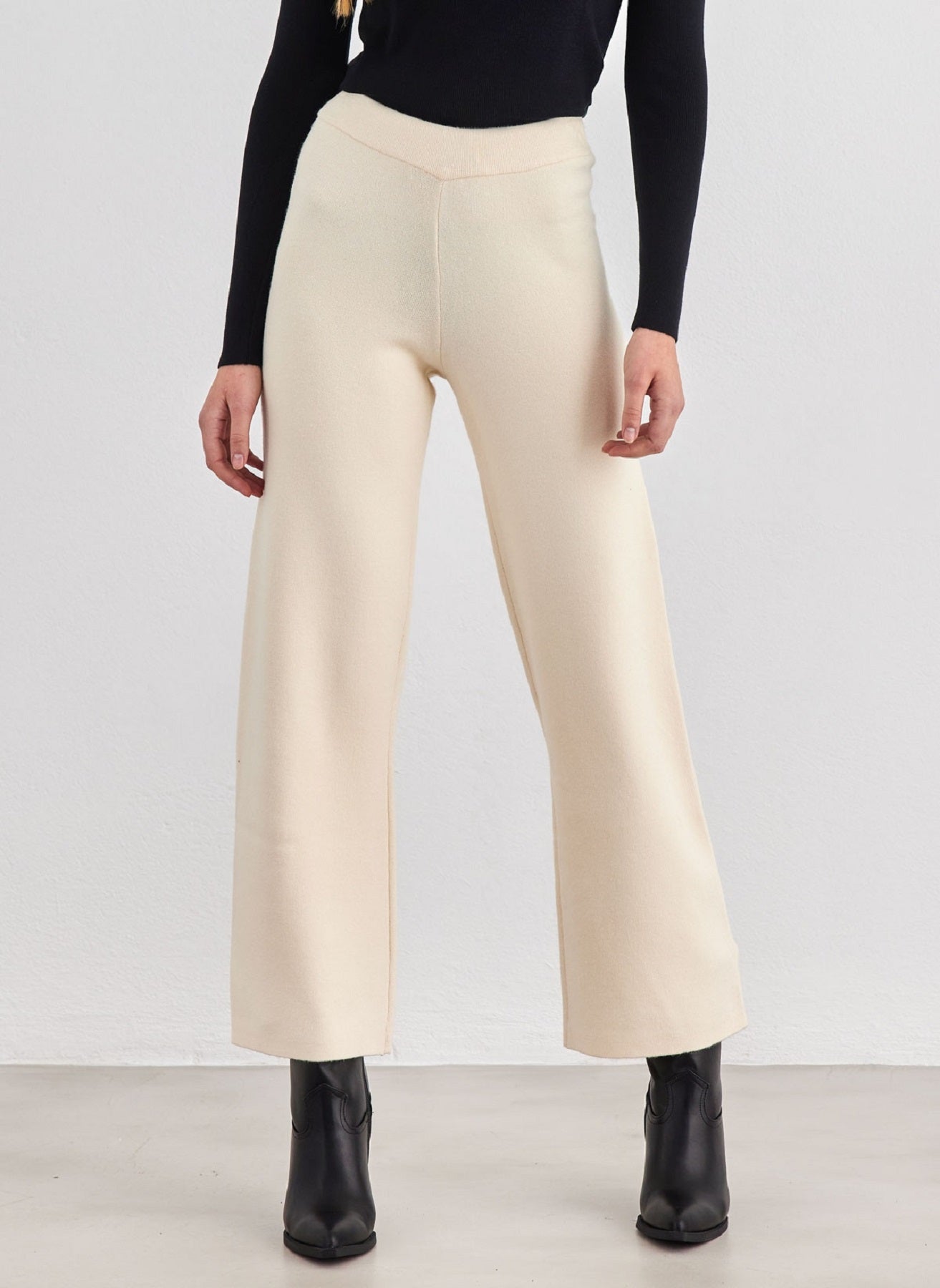 Pantaloni VERO MODA 10276015