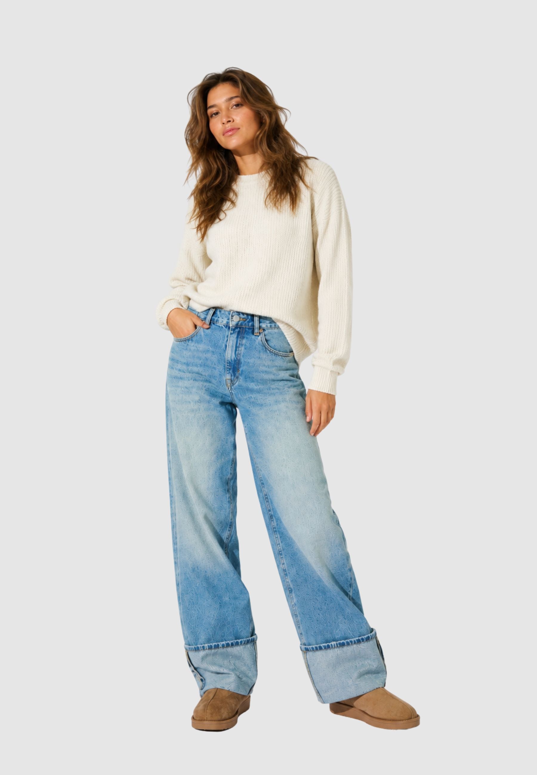 Pantaloni 15364282