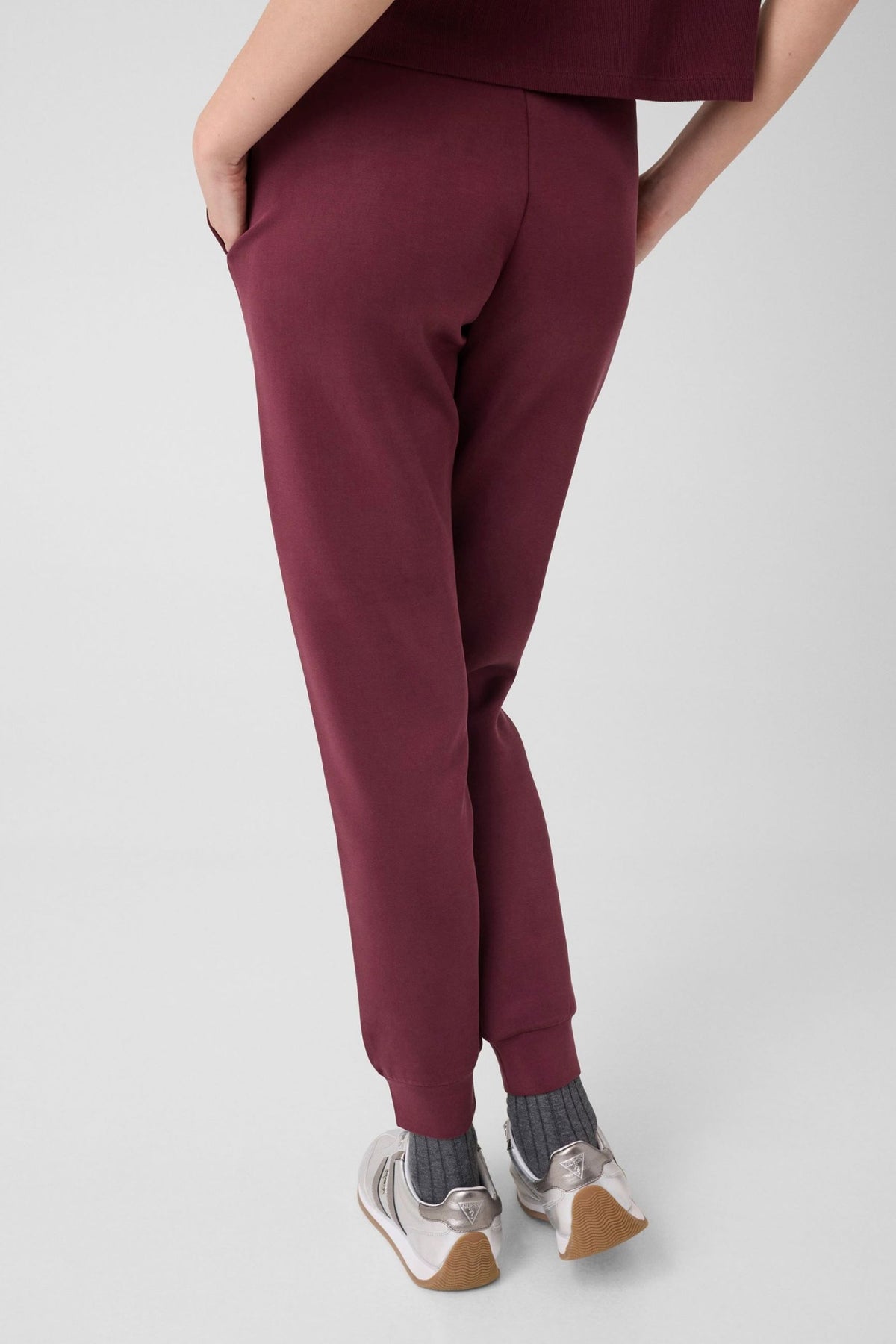 Pantaloni Guess V4YB08KCAY2