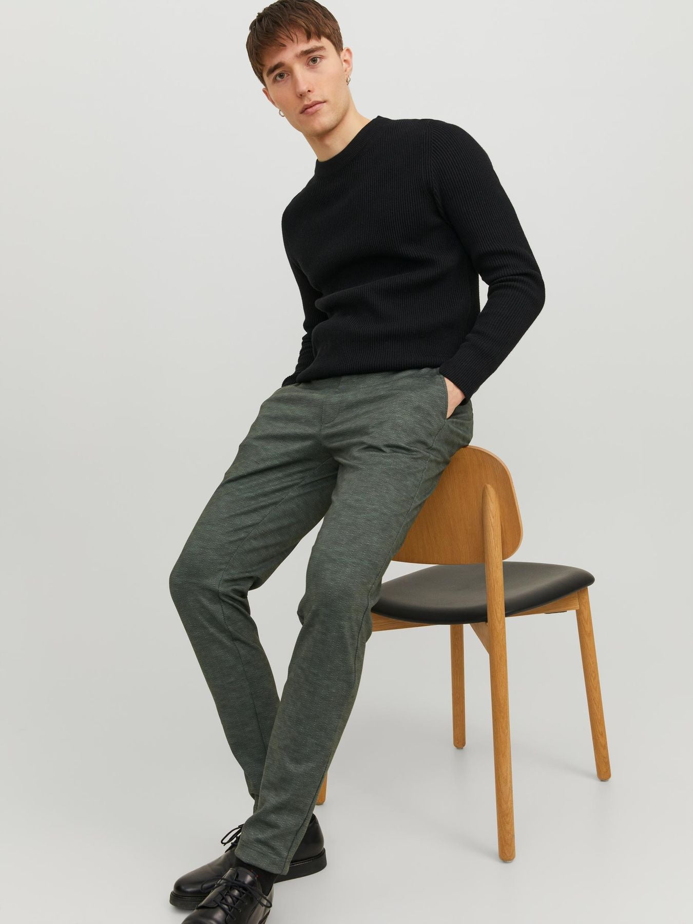 Pantaloni JACK & JONES 12173623