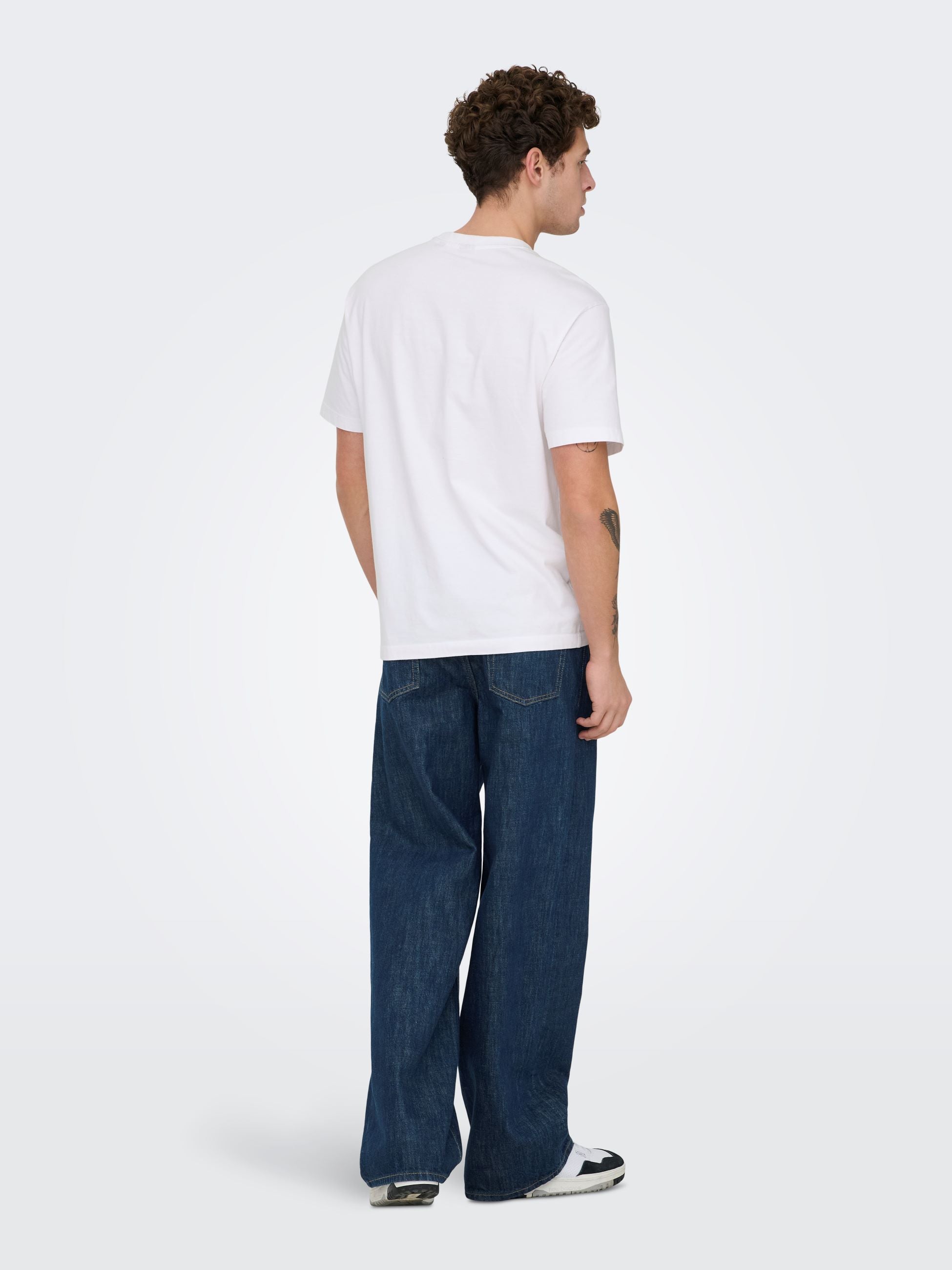 Pantaloni 22038568
