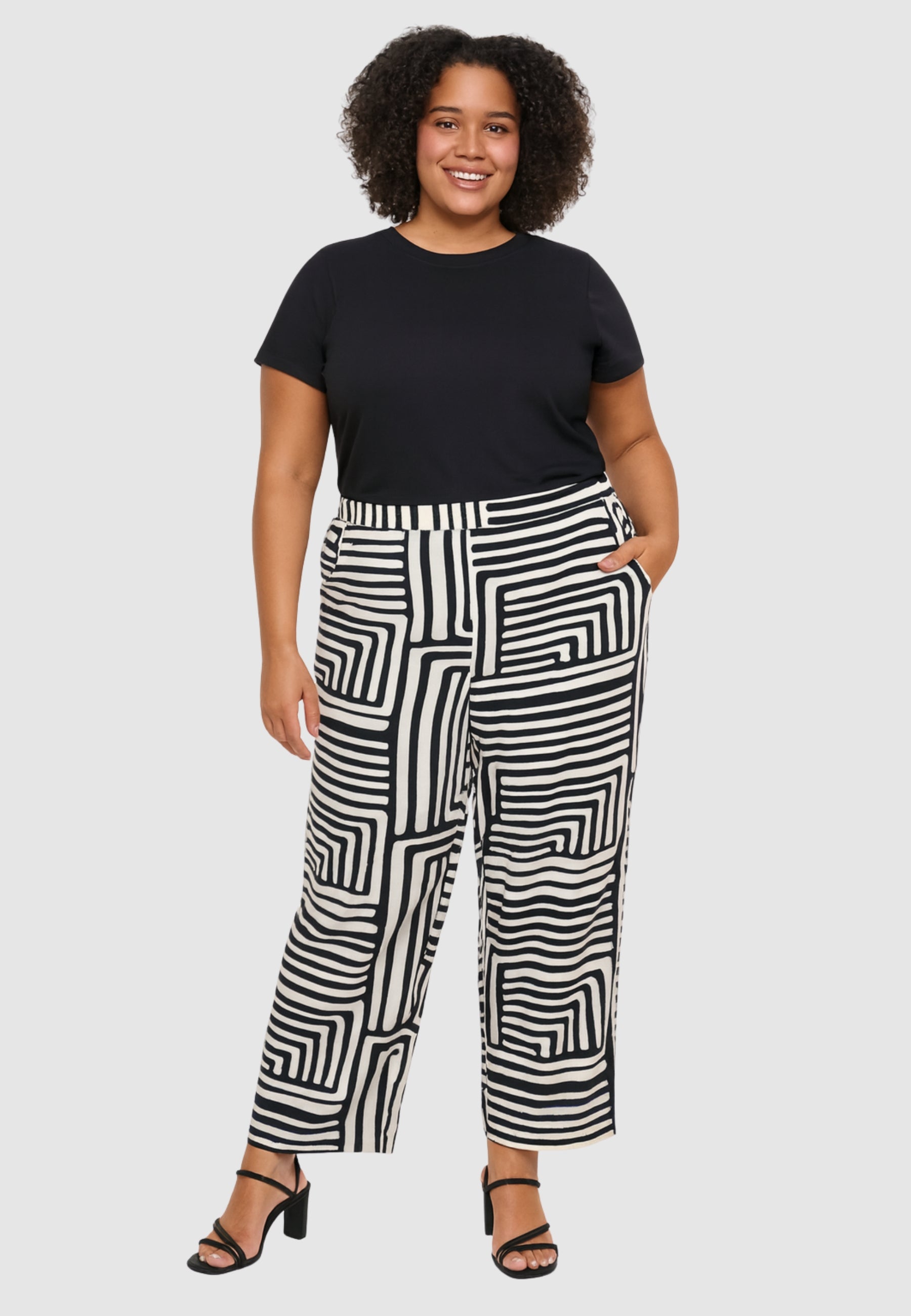 Pantaloni VERO MODA CURVE 10308723