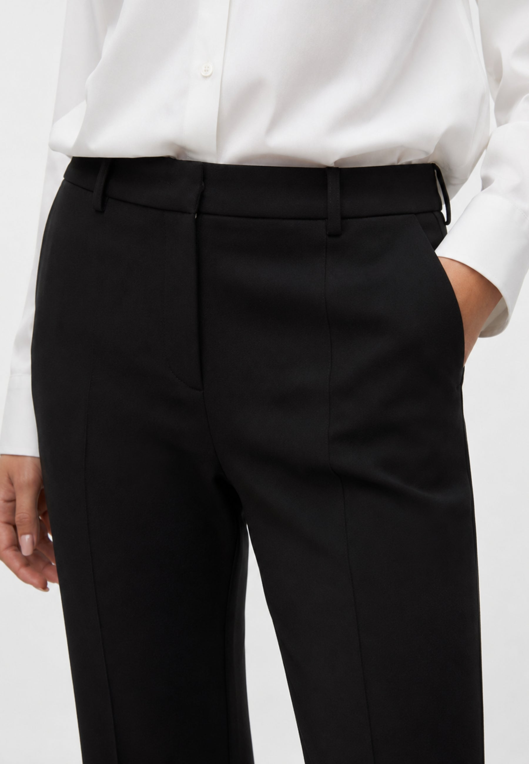 Pantaloni VERO MODA 10330535