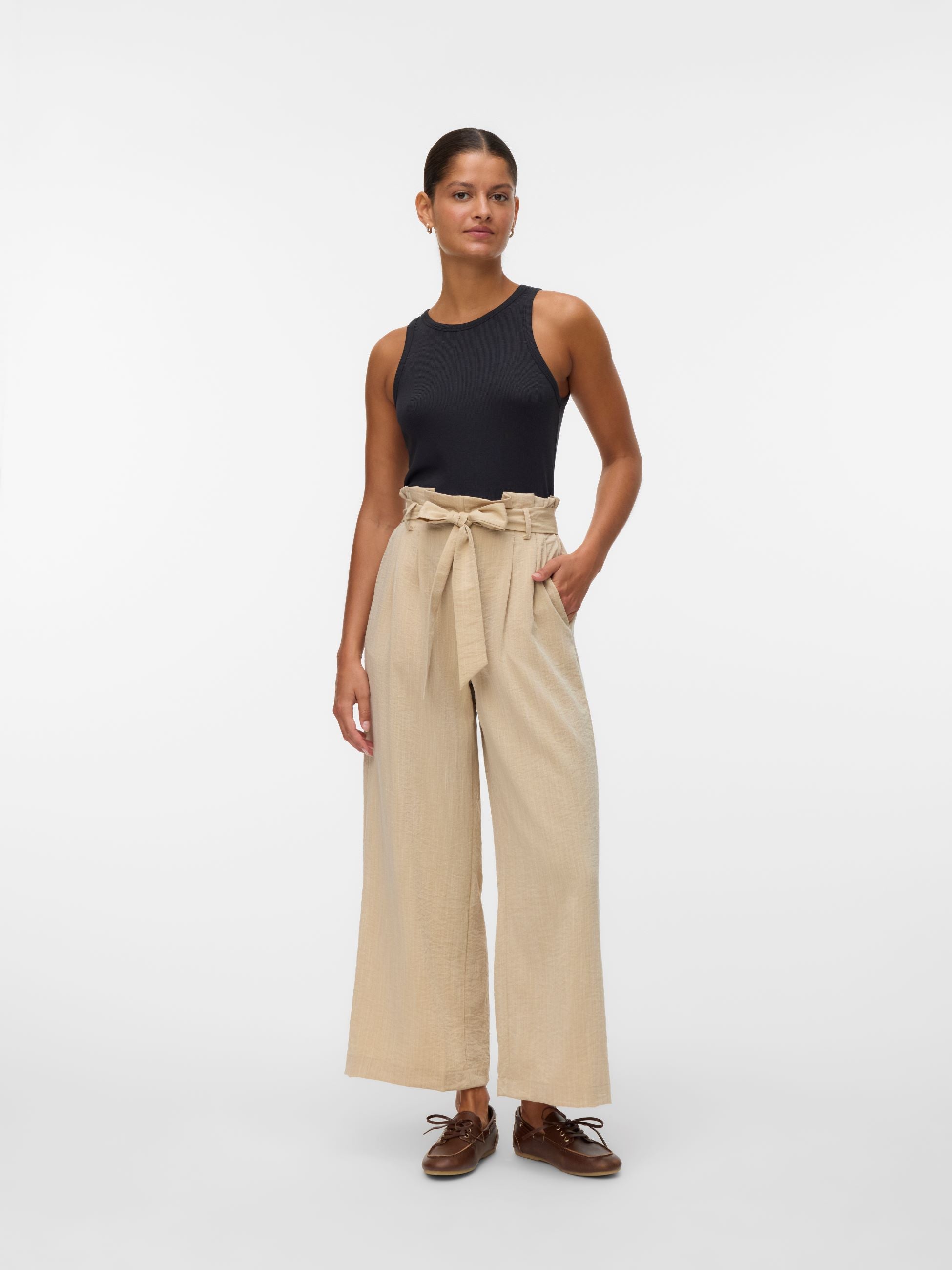 Pantaloni VERO MODA 10343569