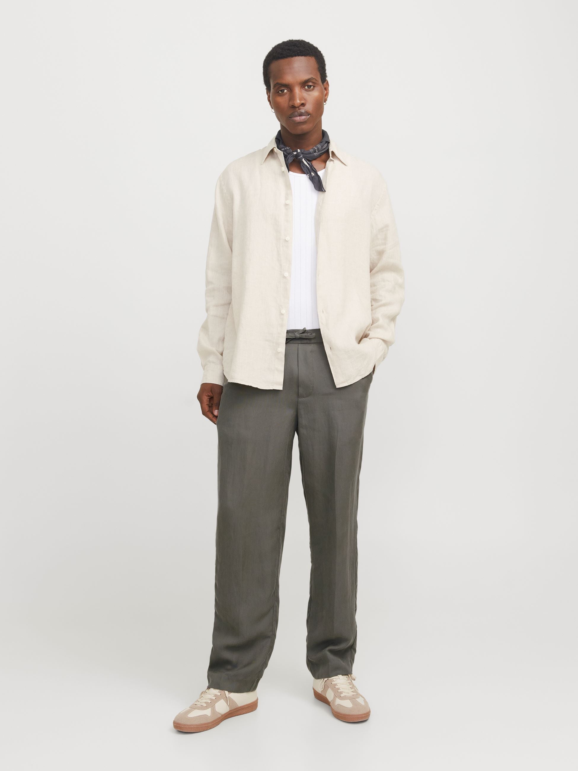 Pantaloni JACK & JONES 12277641