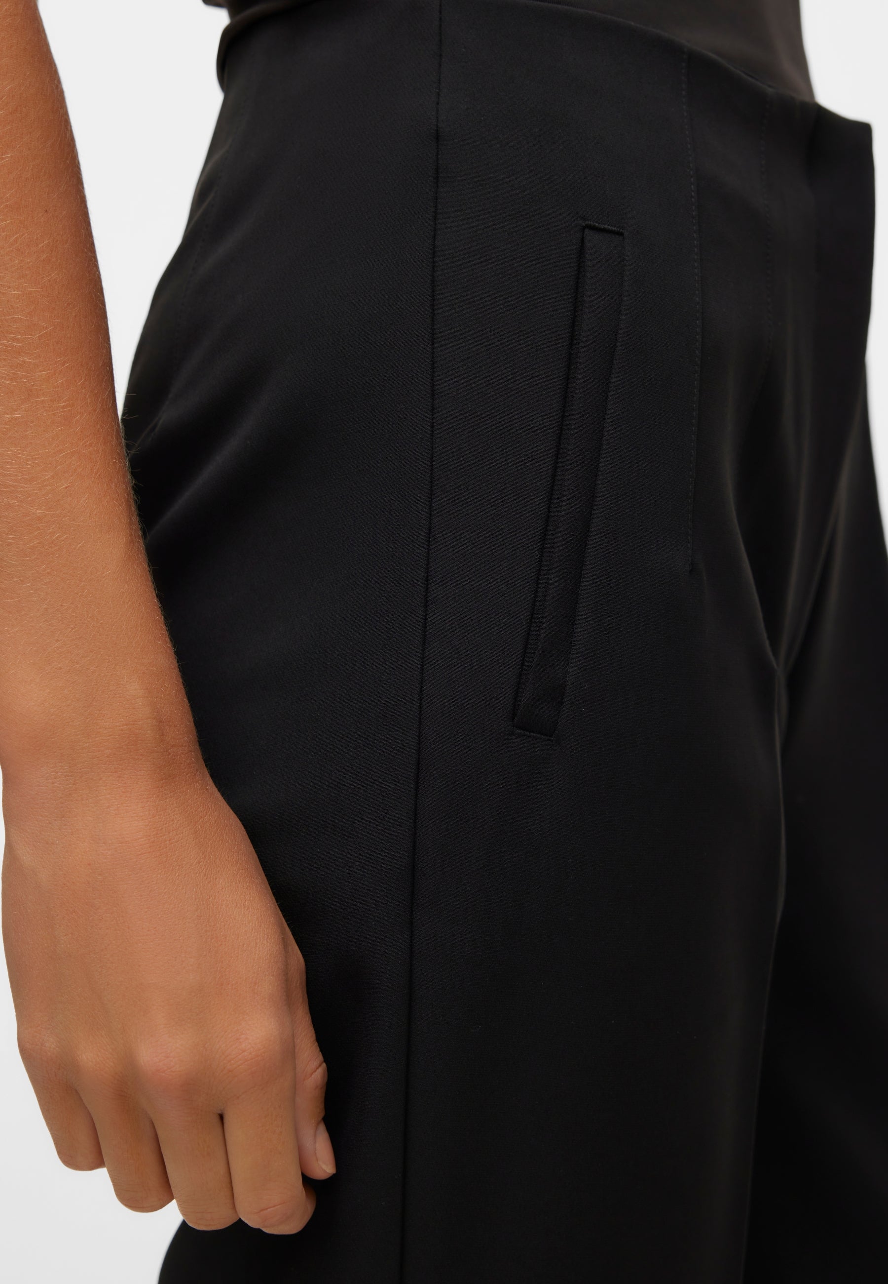 Pantaloni VERO MODA 10309140